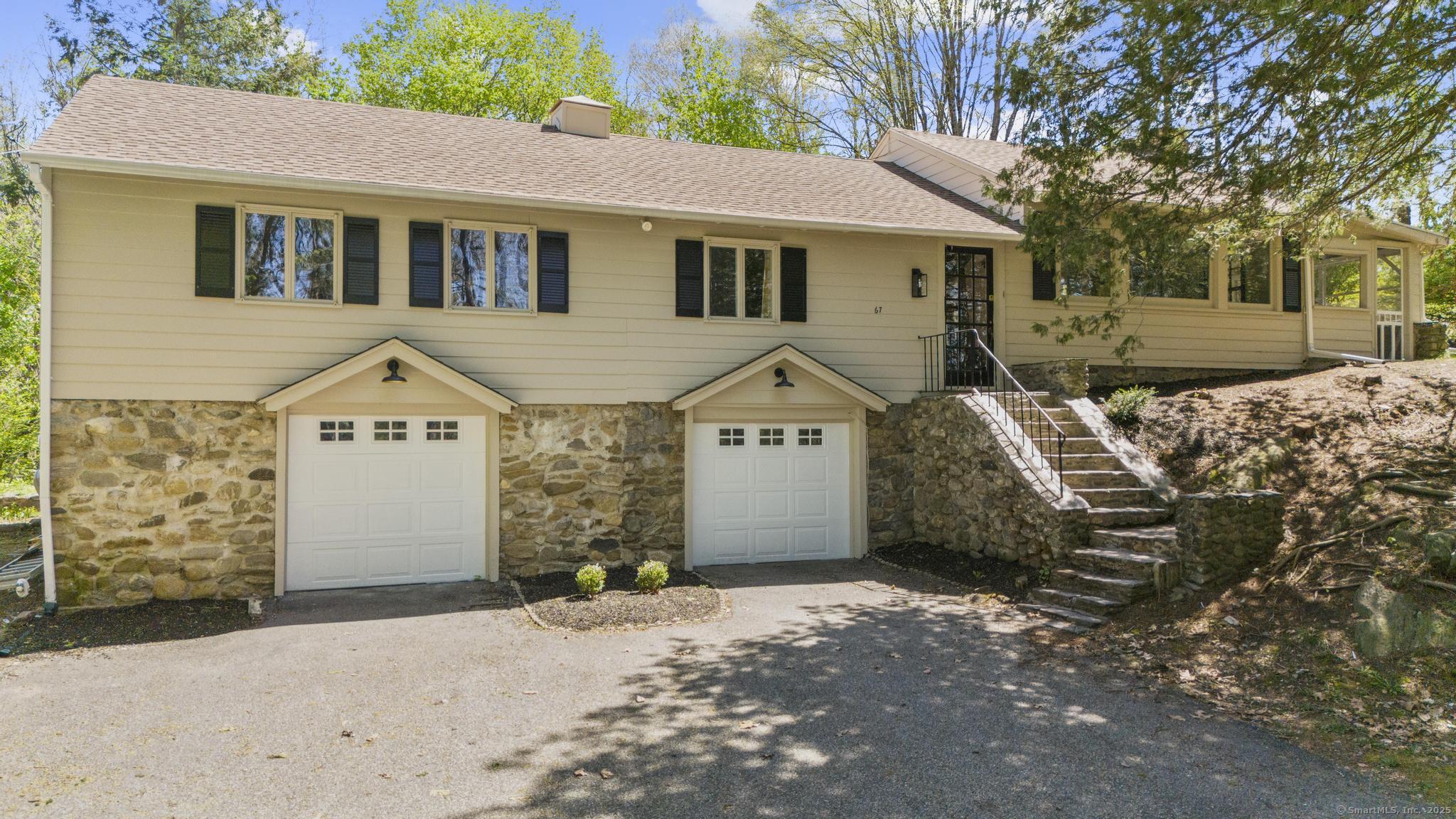 67 Obtuse Hill, Brookfield, Connecticut 06804