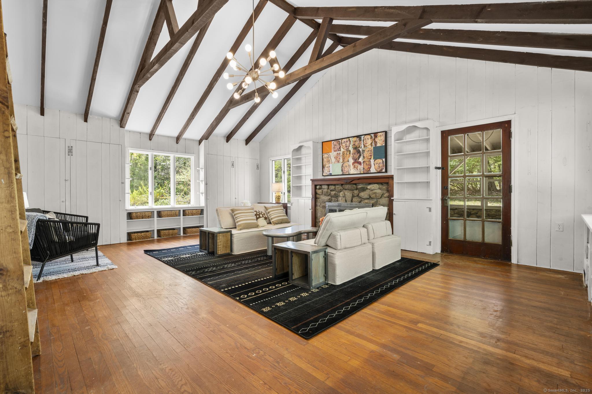 67 Obtuse Hill, Brookfield, Connecticut 06804