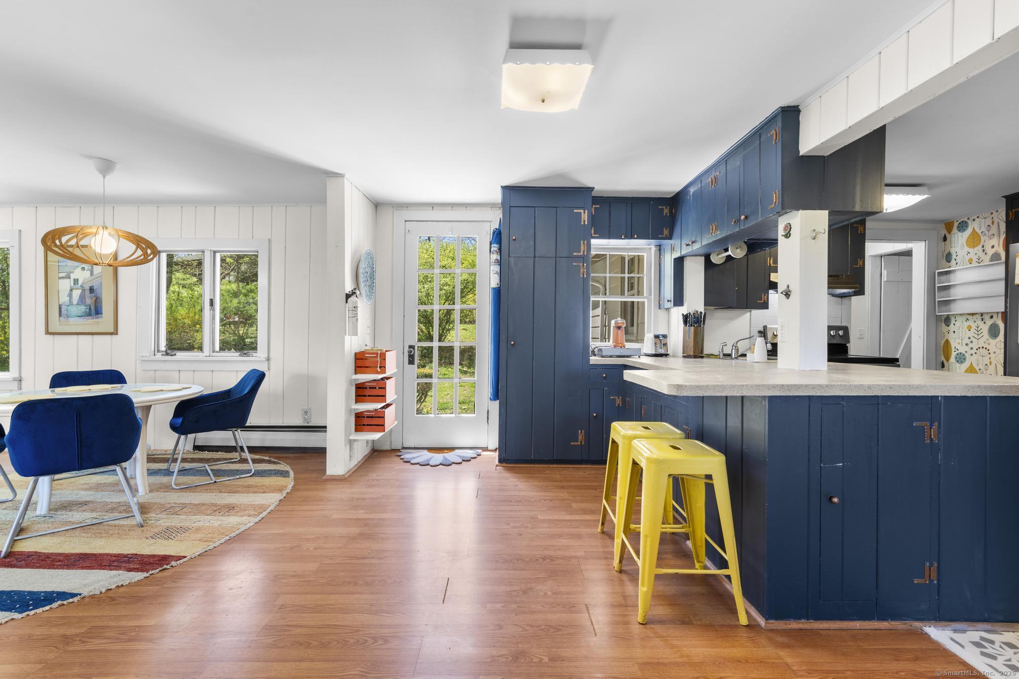 67 Obtuse Hill, Brookfield, Connecticut 06804