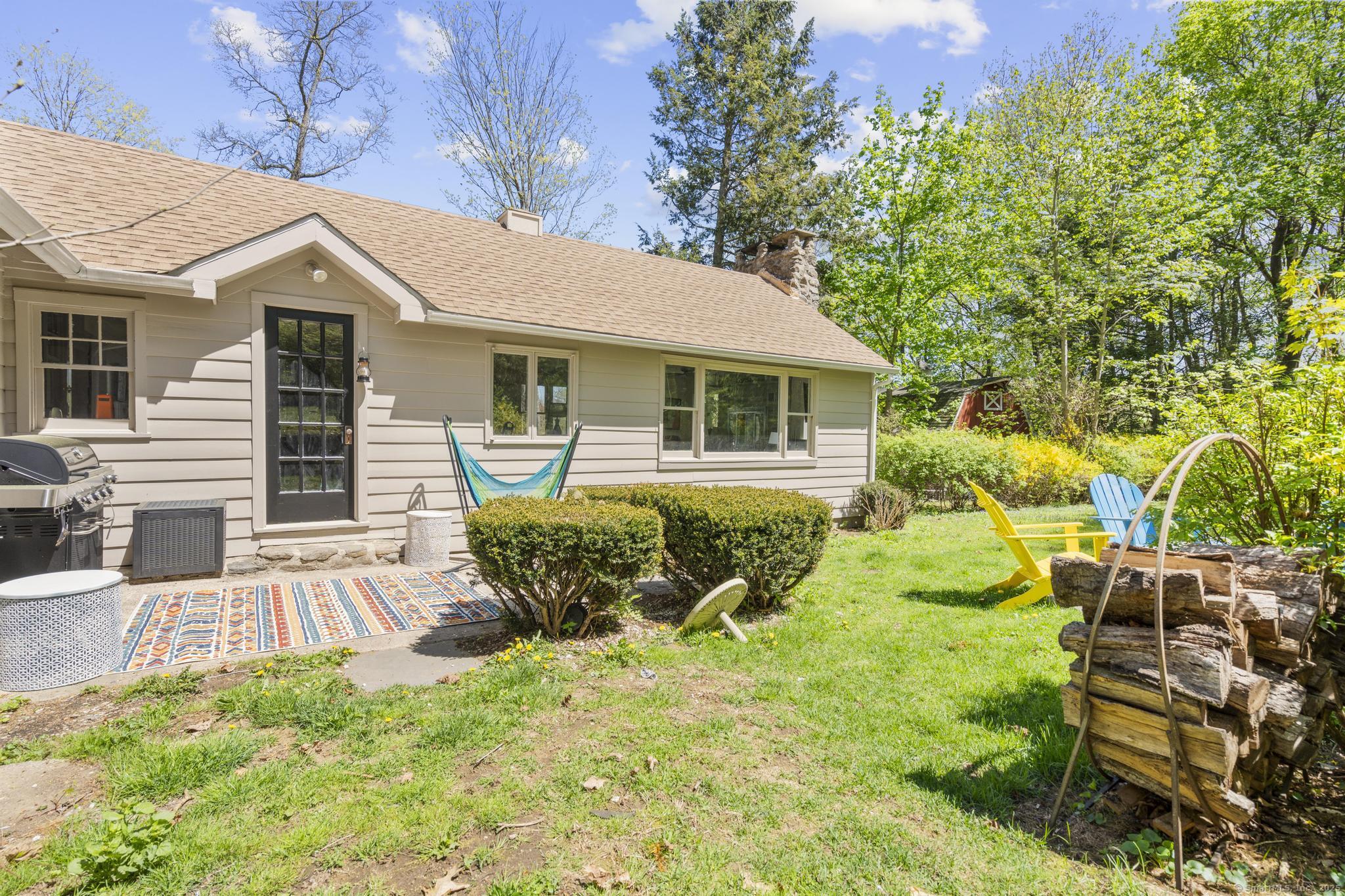 67 Obtuse Hill, Brookfield, Connecticut 06804