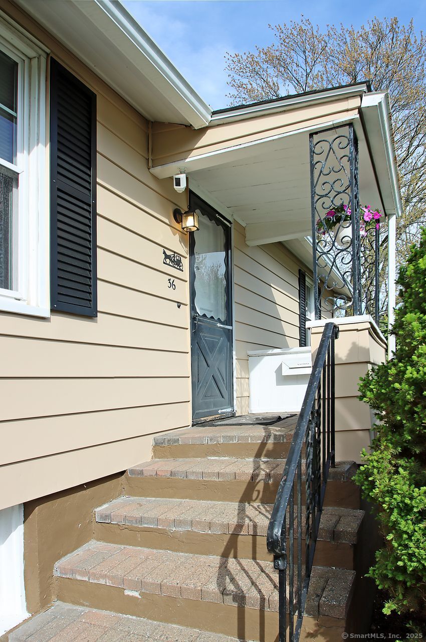 36 Hart, Meriden, Connecticut 06450