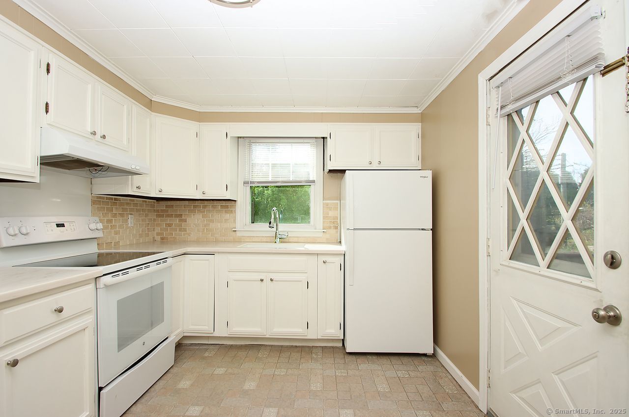 36 Hart, Meriden, Connecticut 06450