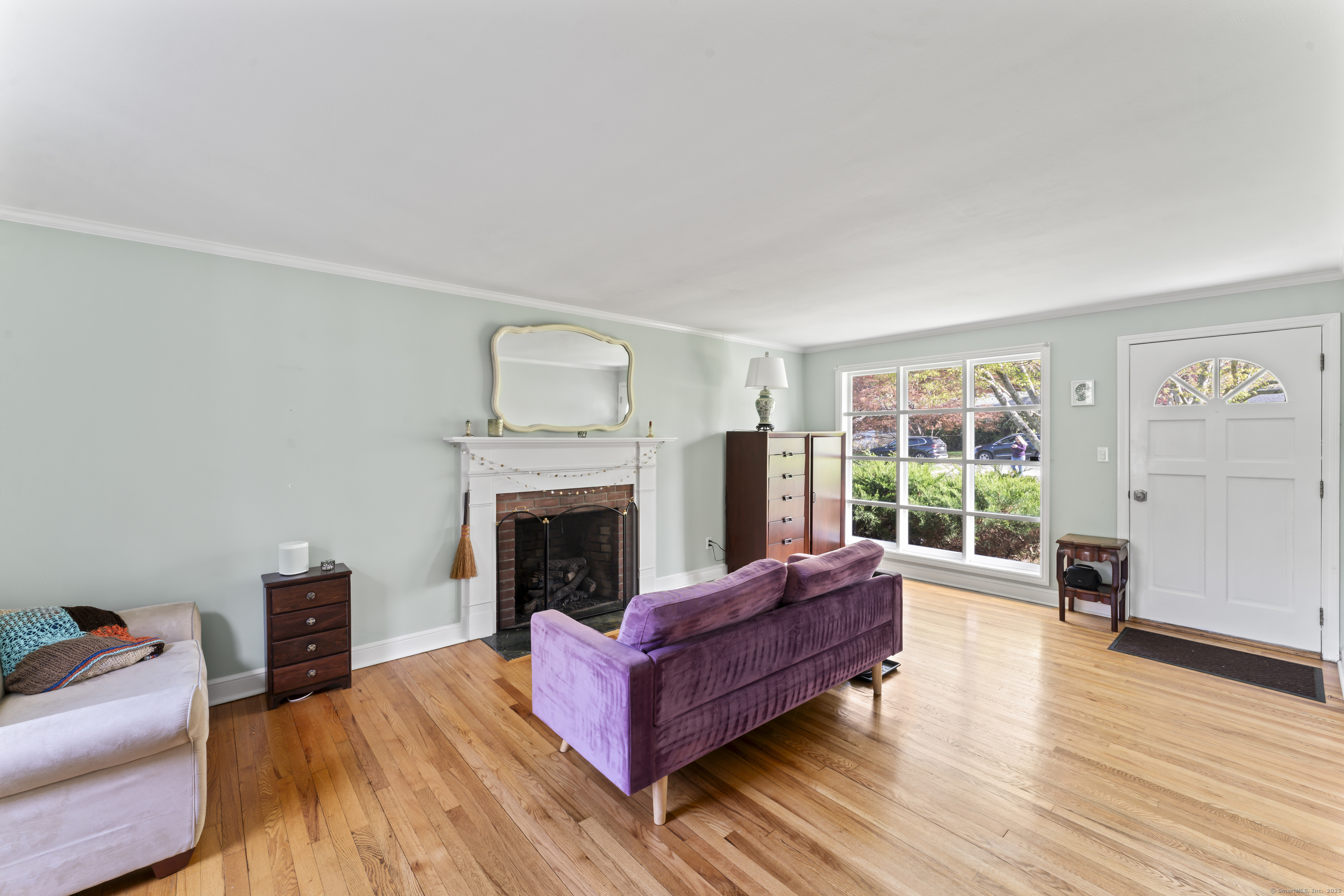 11 Knollwood, Newtown, Connecticut 06470