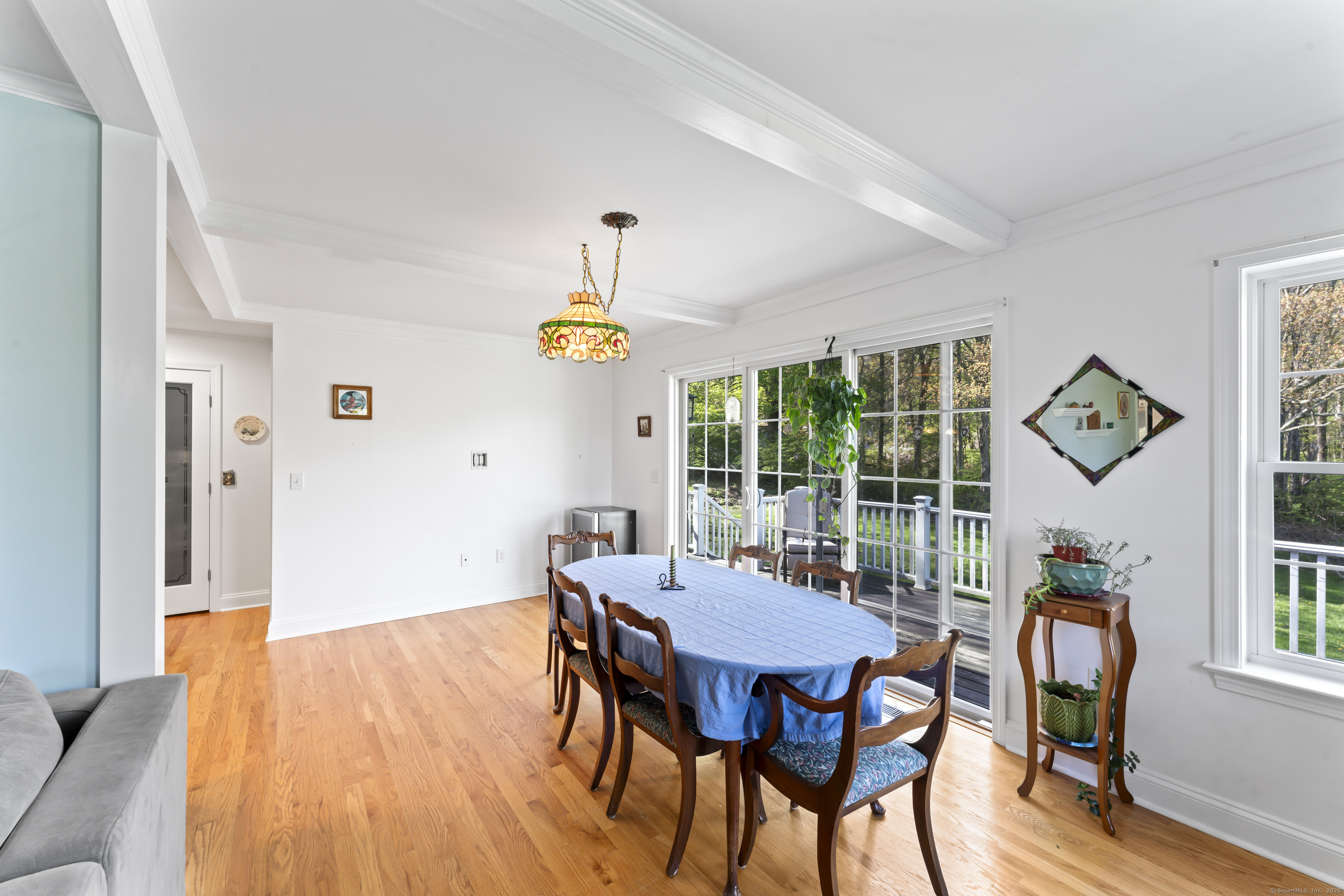 11 Knollwood, Newtown, Connecticut 06470