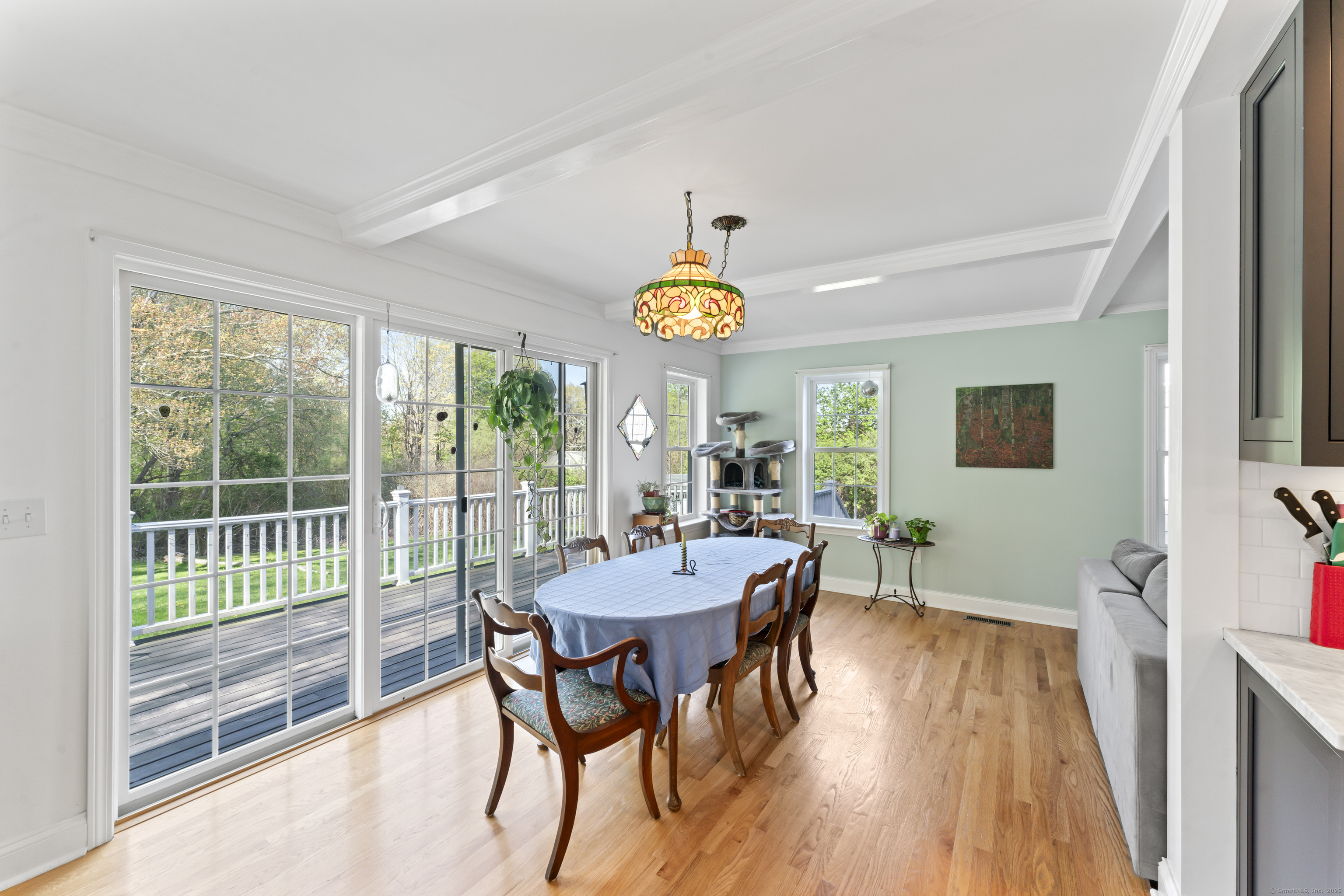 11 Knollwood, Newtown, Connecticut 06470