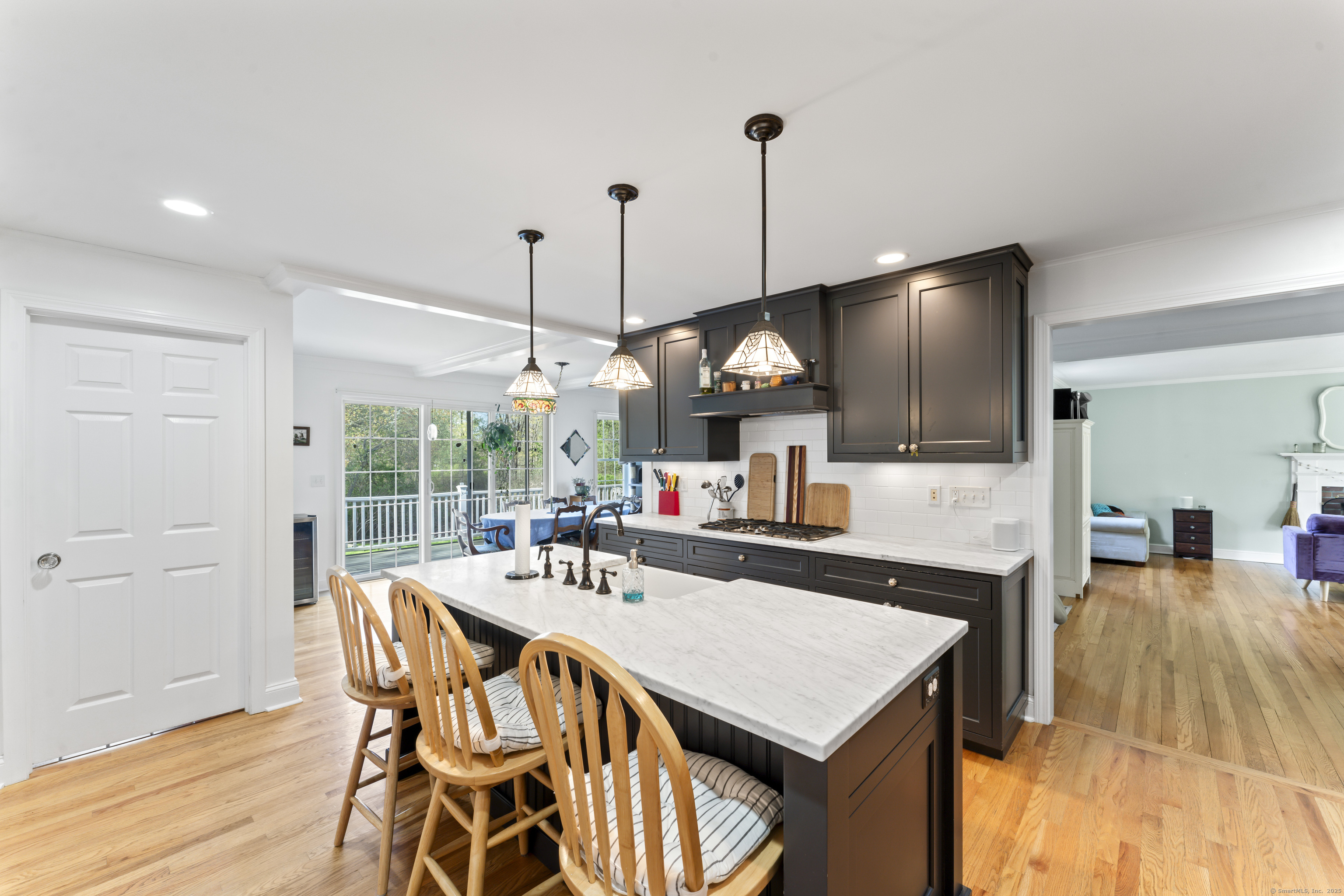11 Knollwood, Newtown, Connecticut 06470