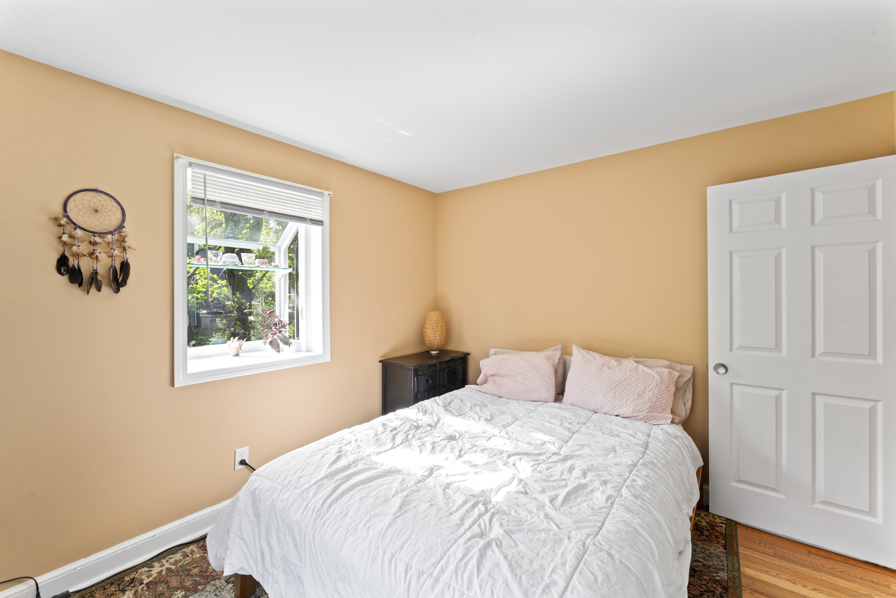 11 Knollwood, Newtown, Connecticut 06470