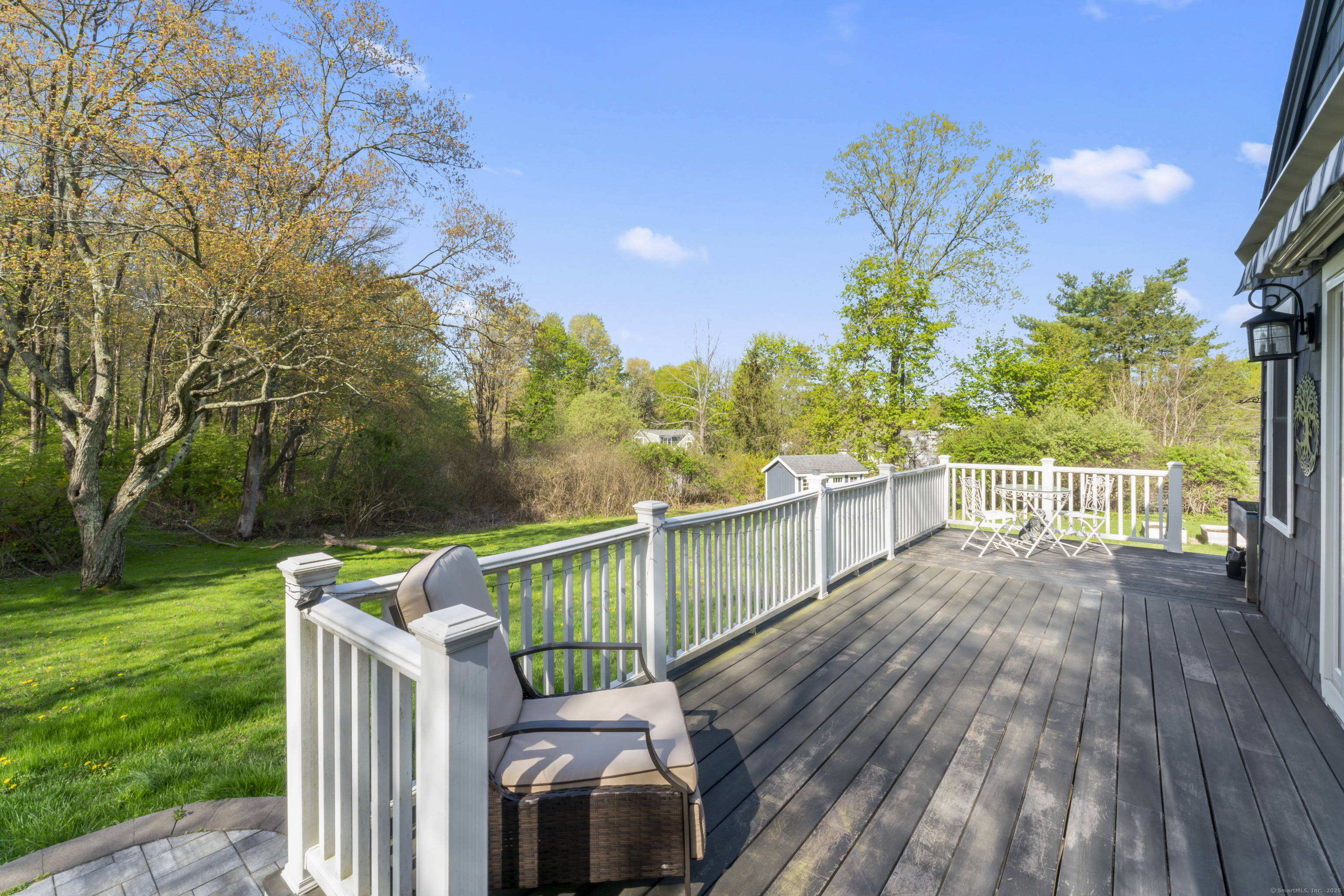 11 Knollwood, Newtown, Connecticut 06470