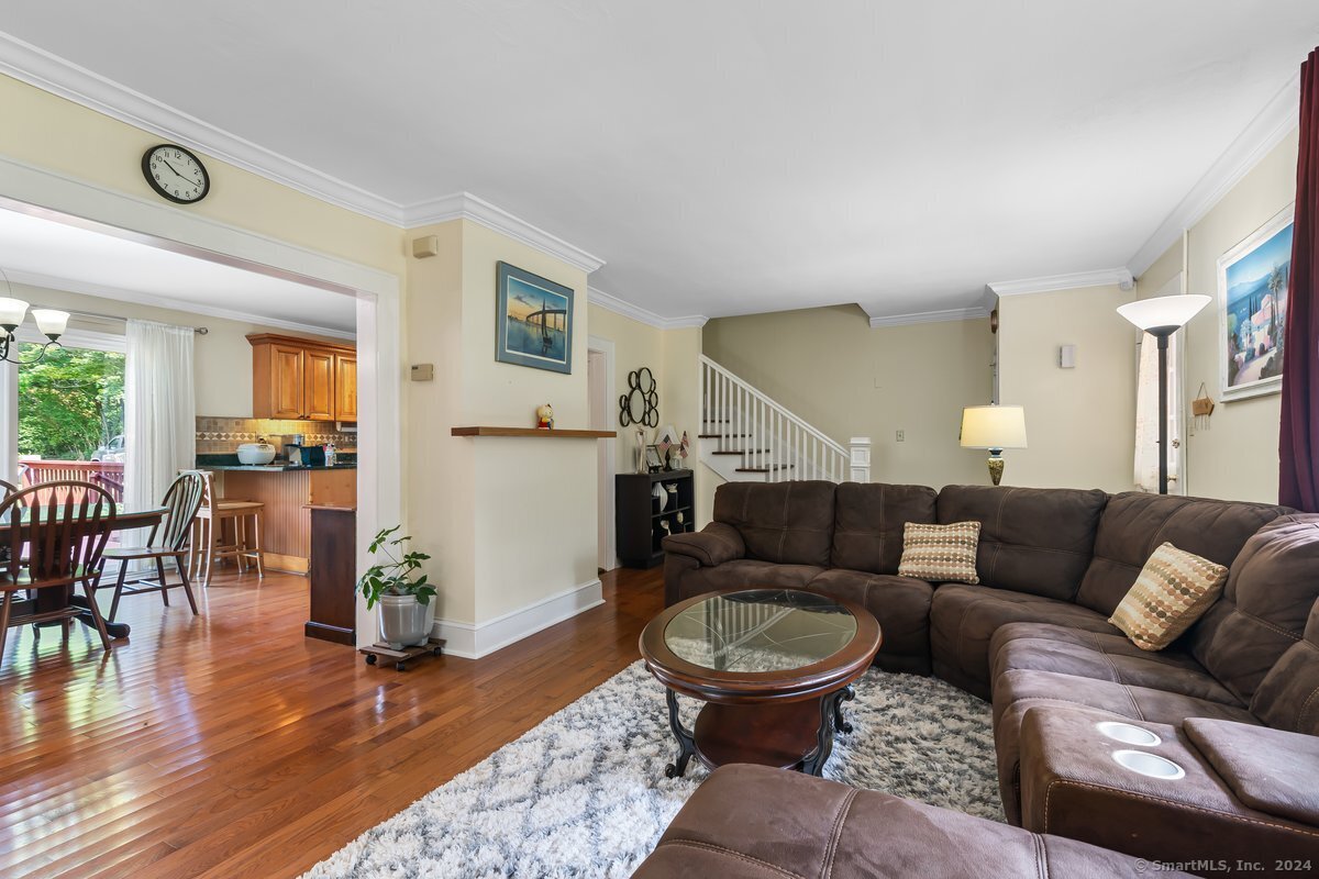 18 Driftway, Danbury, Connecticut 06811