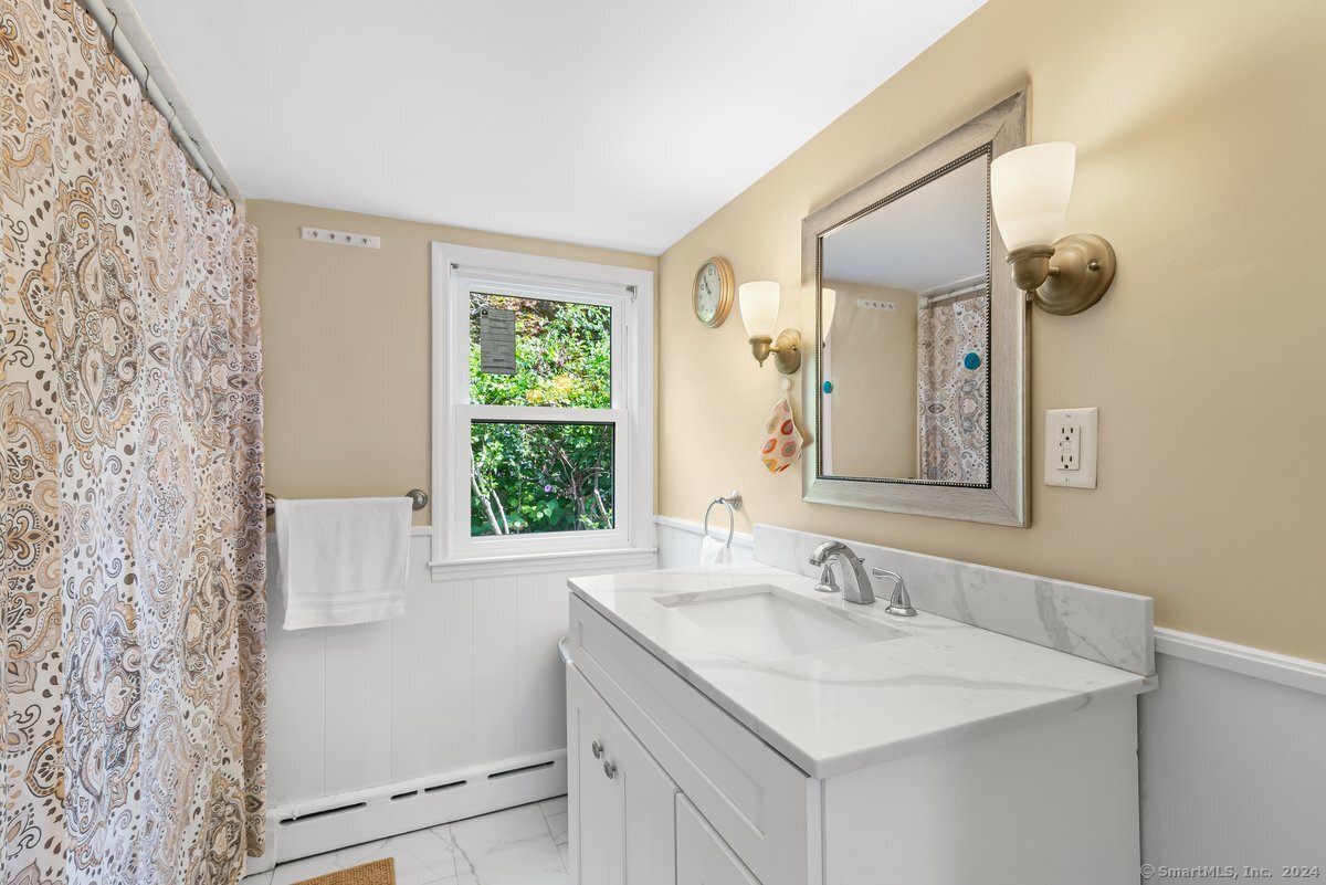 18 Driftway, Danbury, Connecticut 06811