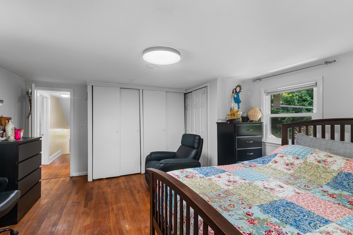 18 Driftway, Danbury, Connecticut 06811