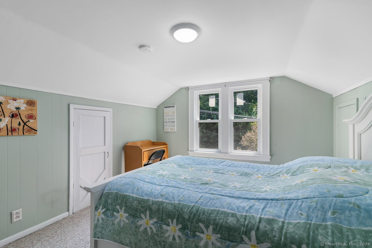 18 Driftway, Danbury, Connecticut 06811