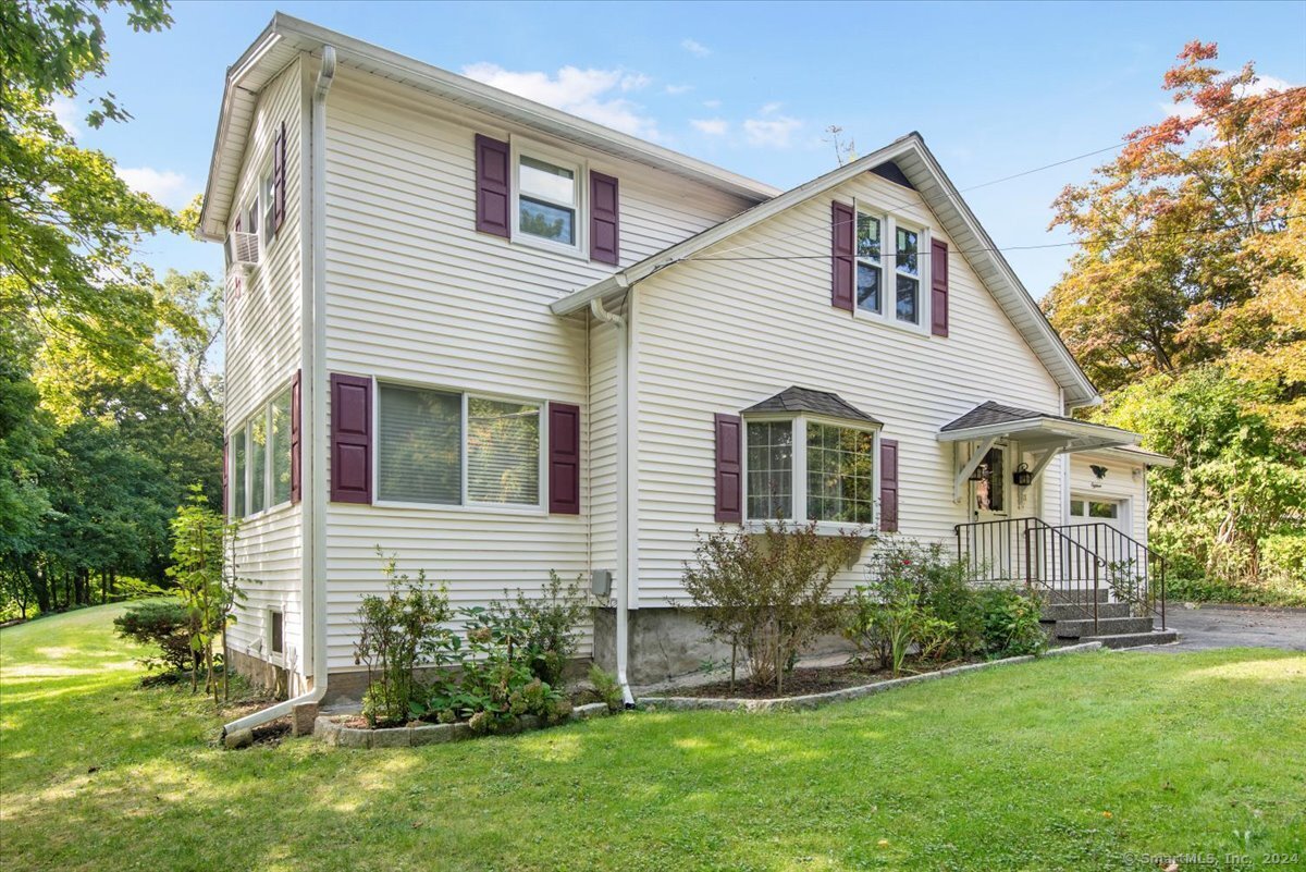 18 Driftway, Danbury, Connecticut 06811