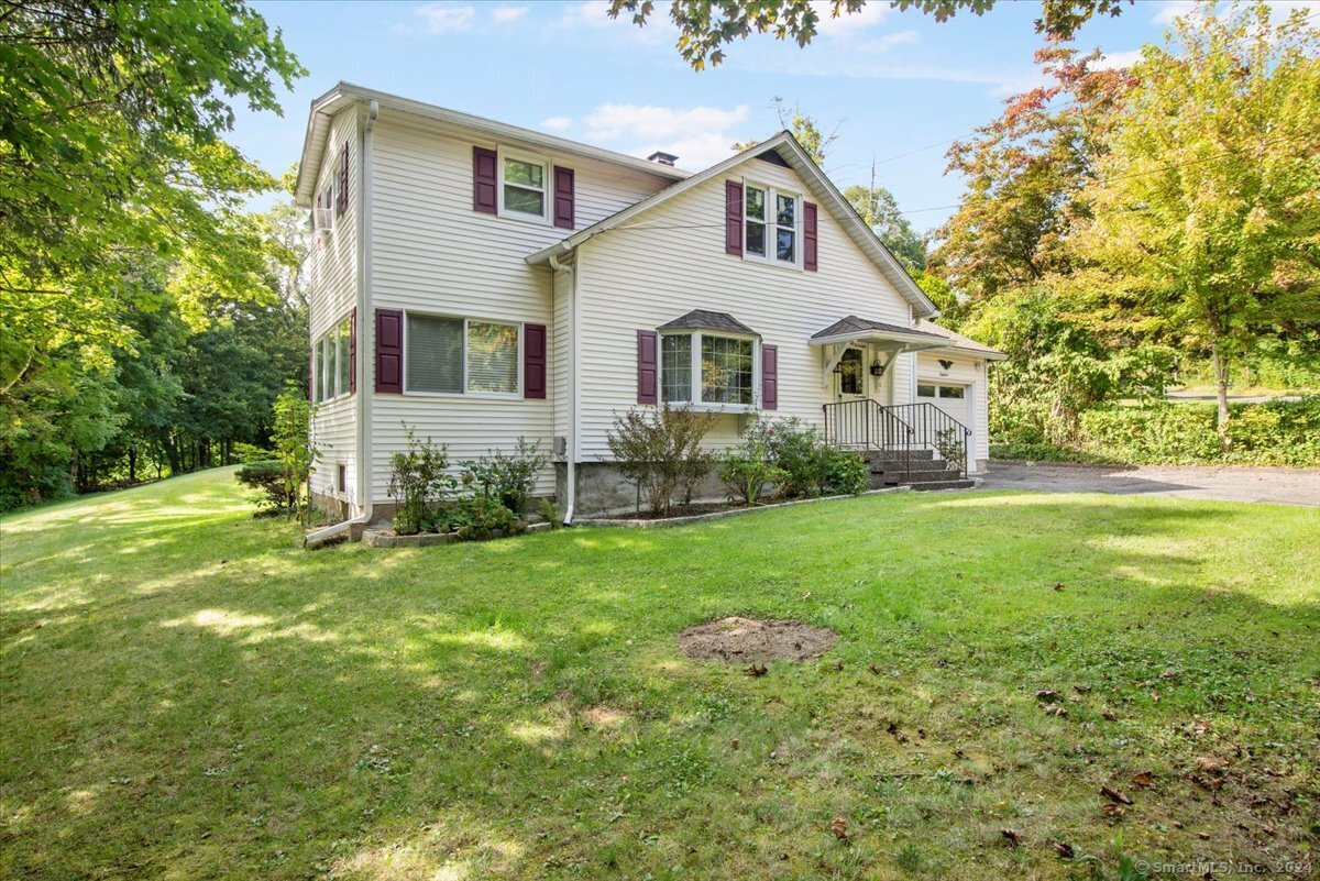 18 Driftway, Danbury, Connecticut 06811
