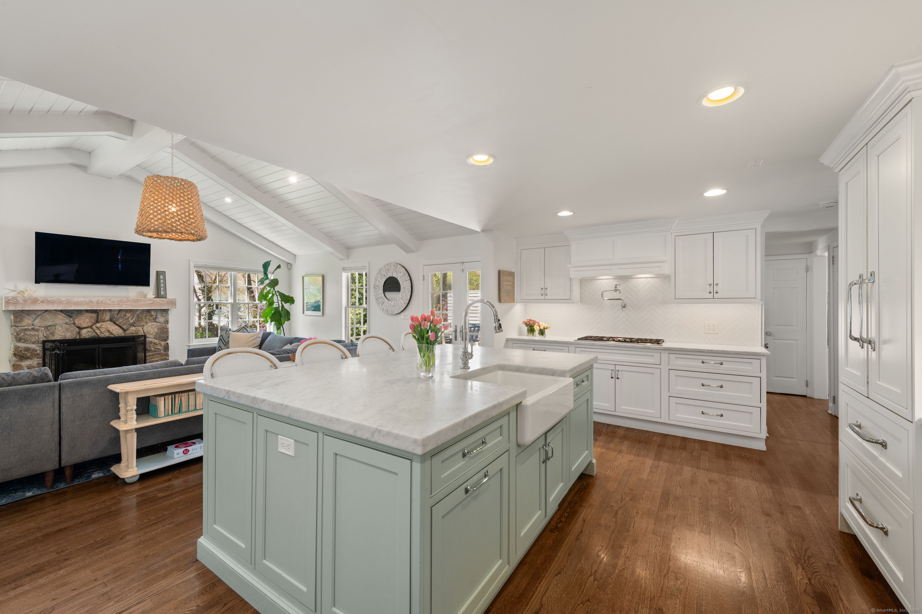 164 Oldfield, Fairfield, Connecticut 06824