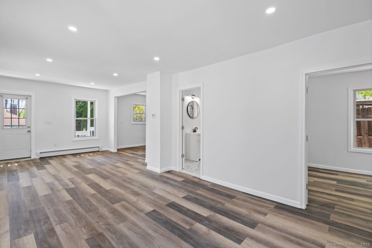 71 Pine, Meriden, Connecticut 06451