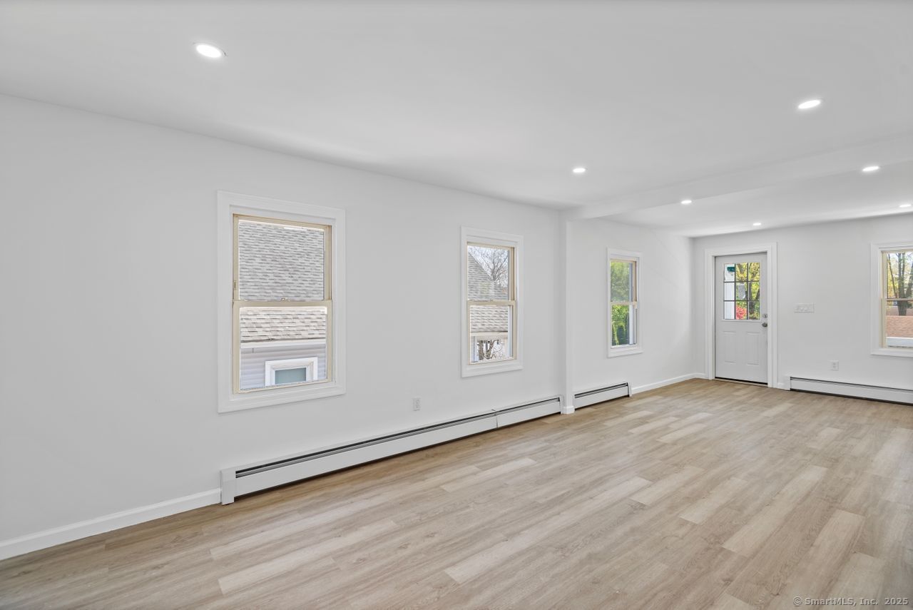 71 Pine, Meriden, Connecticut 06451