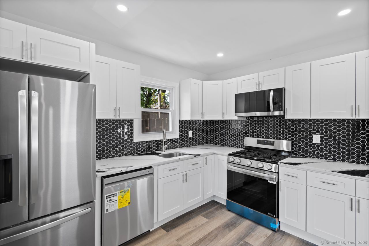 71 Pine, Meriden, Connecticut 06451