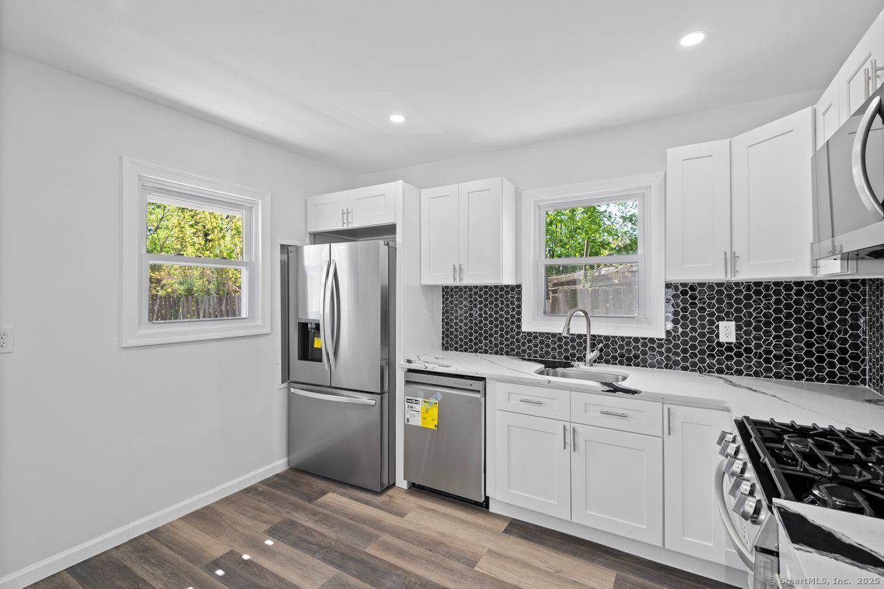 71 Pine, Meriden, Connecticut 06451