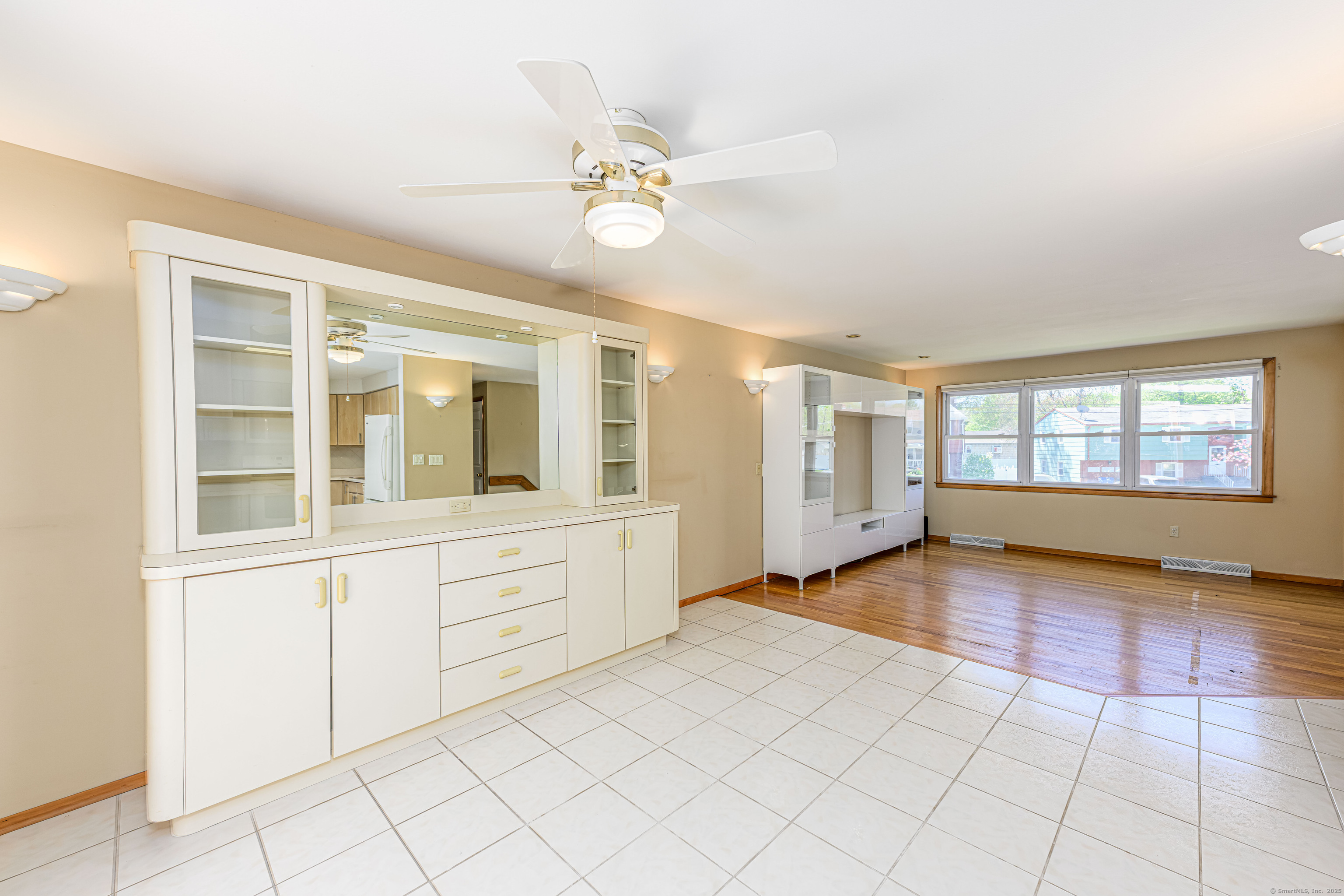 185 Daniel, Hamden, Connecticut 06517