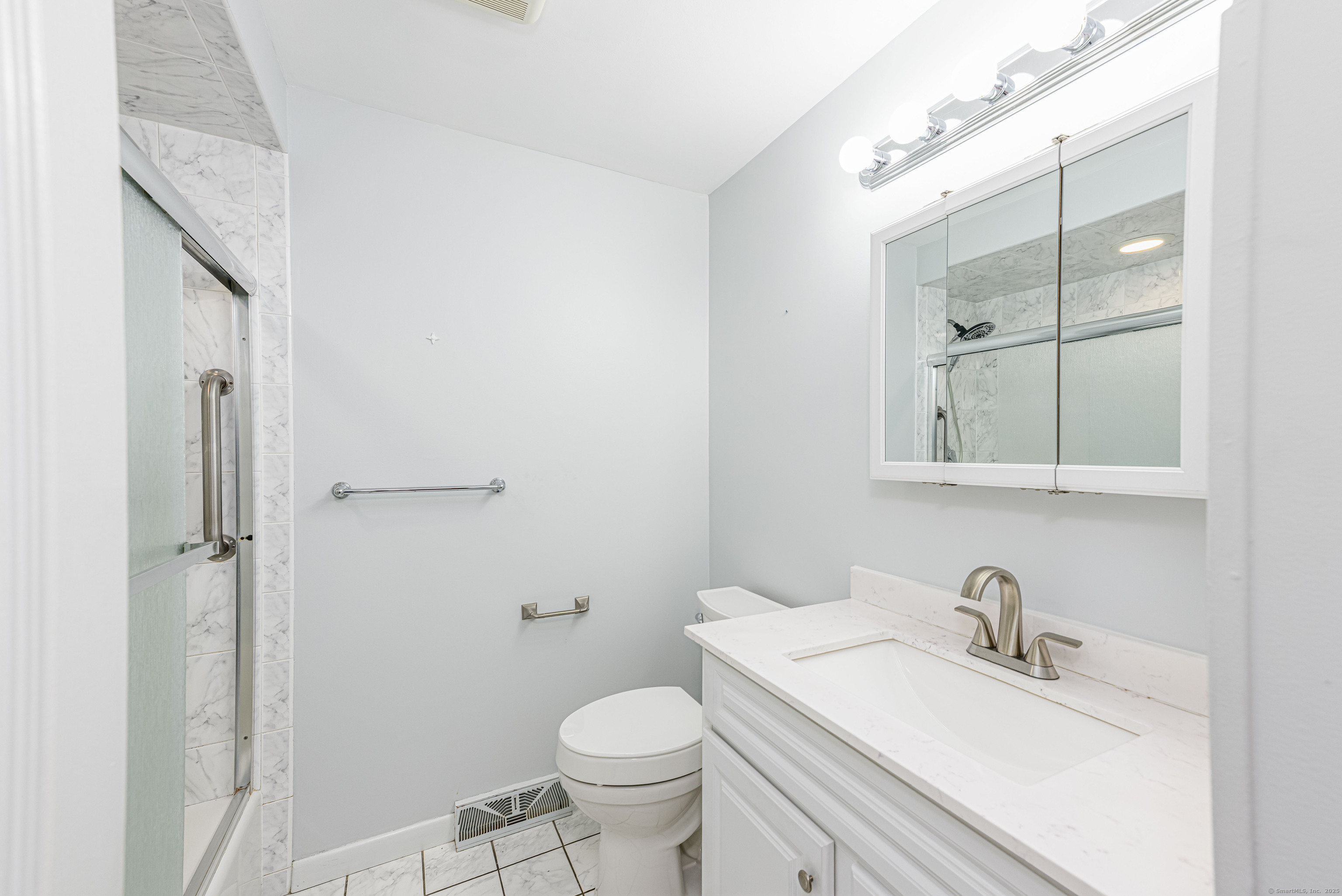 185 Daniel, Hamden, Connecticut 06517