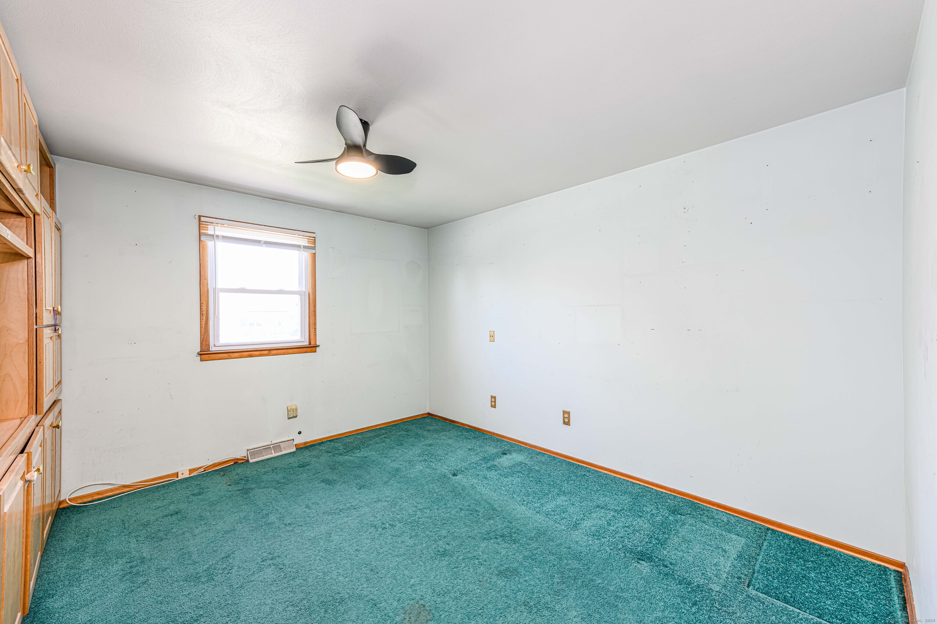 185 Daniel, Hamden, Connecticut 06517