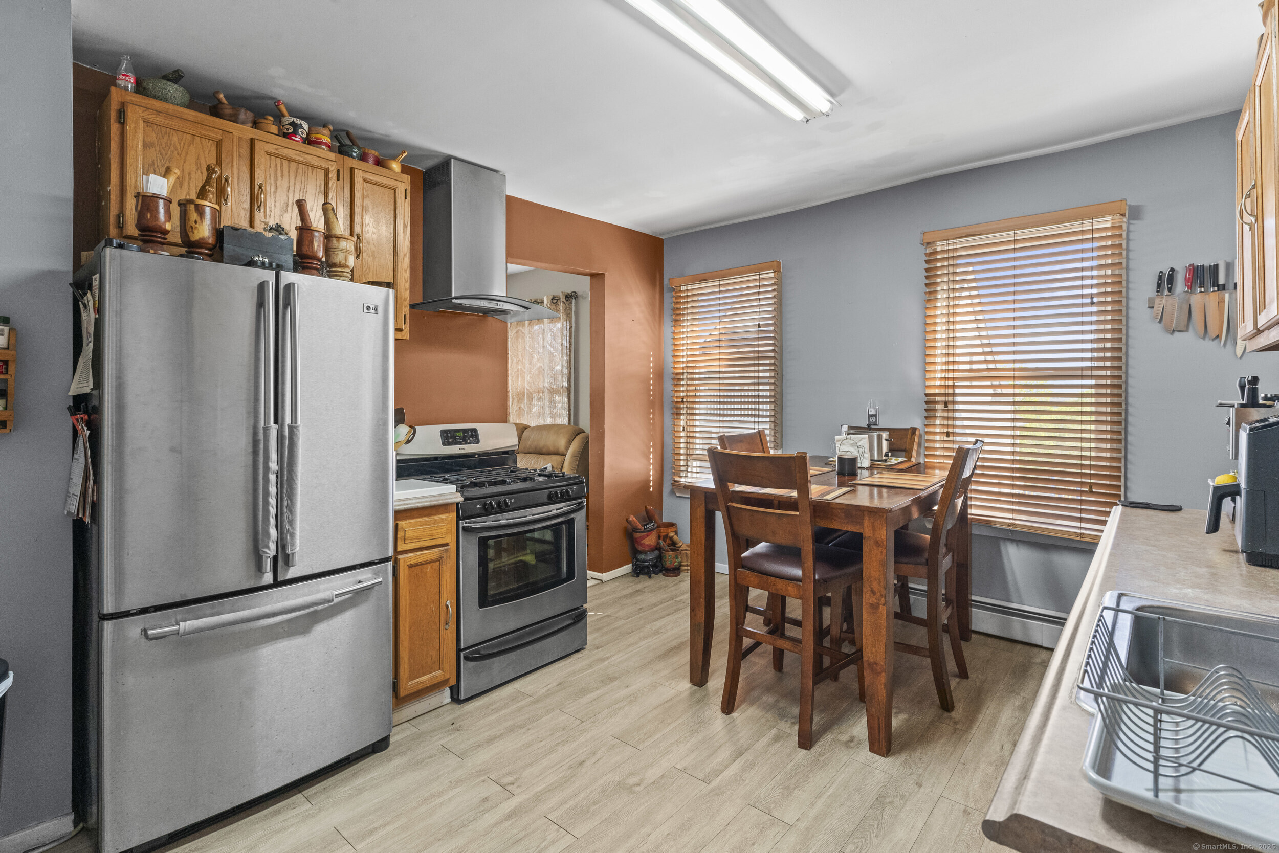 11 Putnam, Waterbury, Connecticut 06704