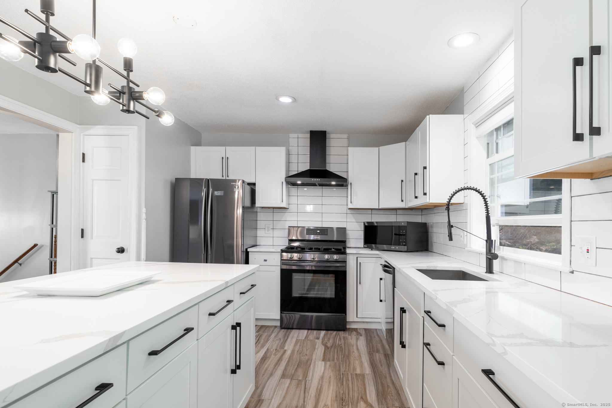 129 High Ridge, Naugatuck, Connecticut 06770