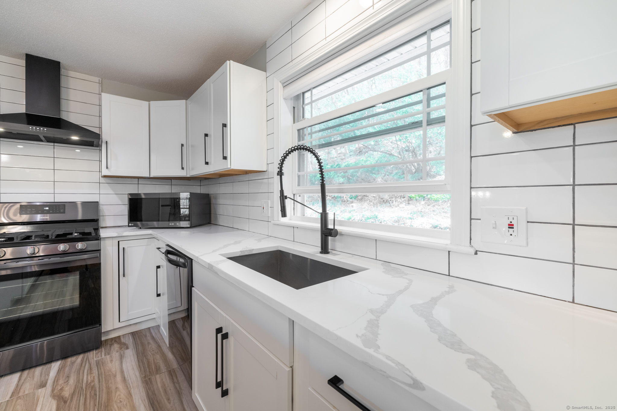 129 High Ridge, Naugatuck, Connecticut 06770