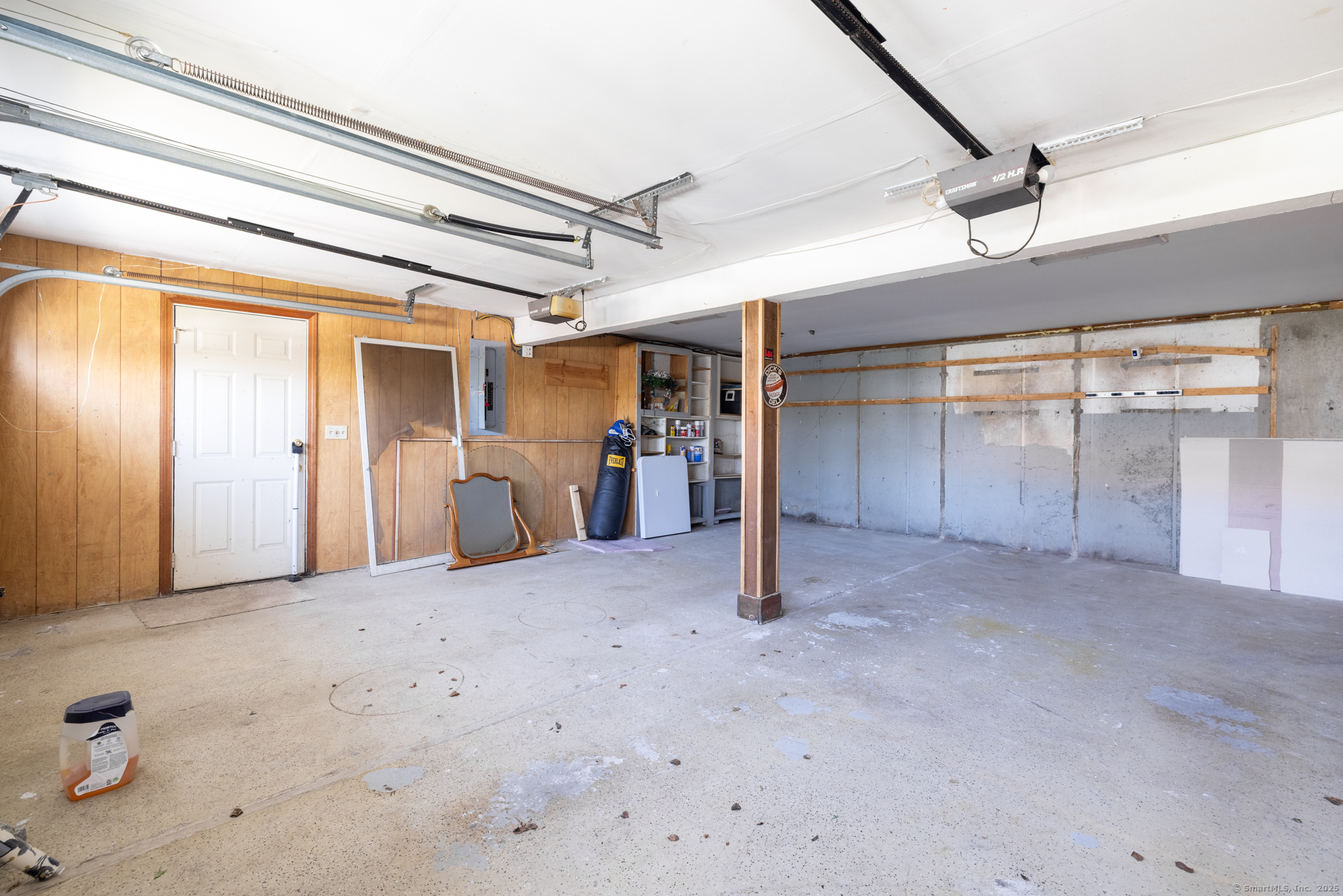 129 High Ridge, Naugatuck, Connecticut 06770