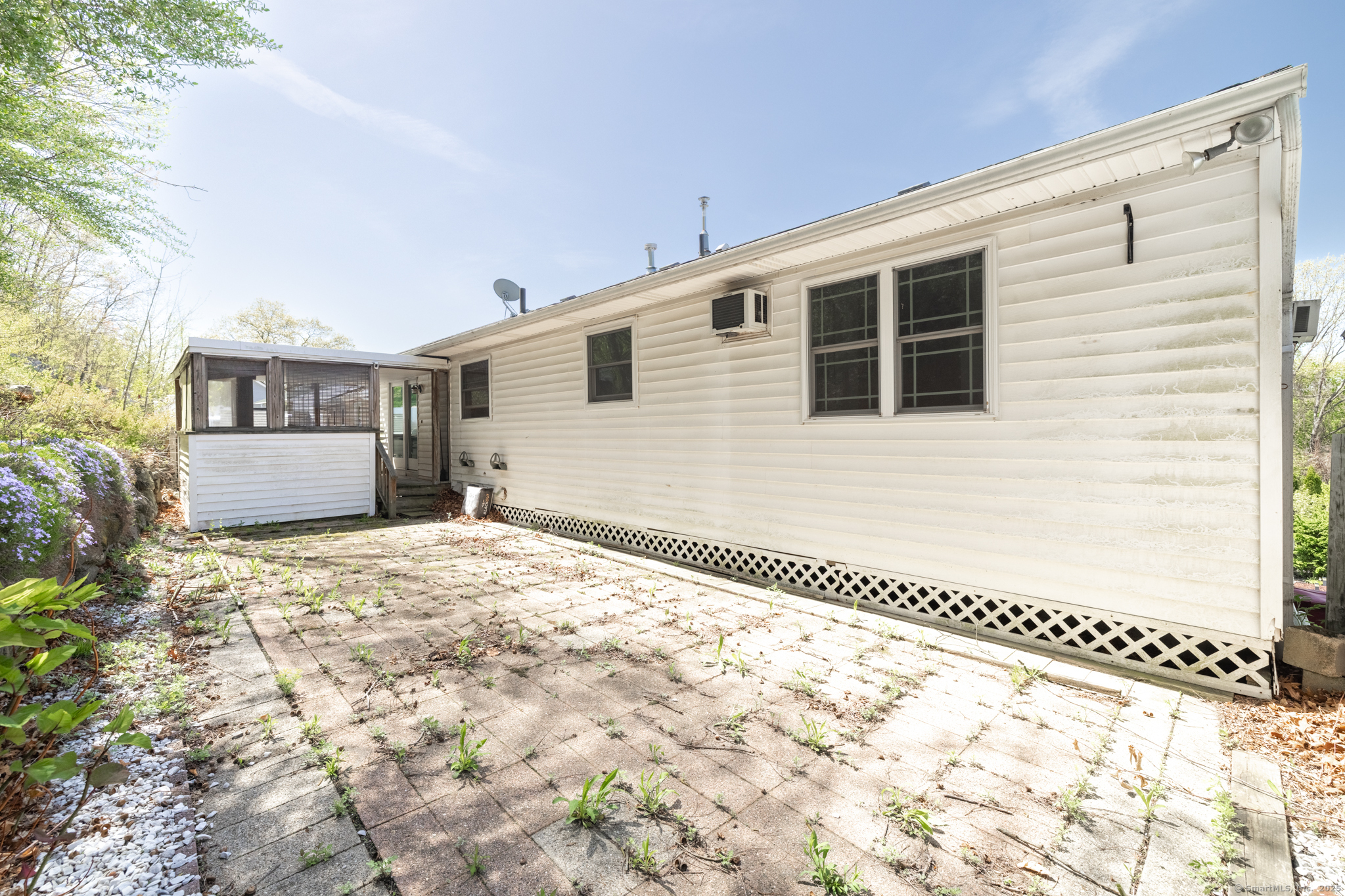 129 High Ridge, Naugatuck, Connecticut 06770