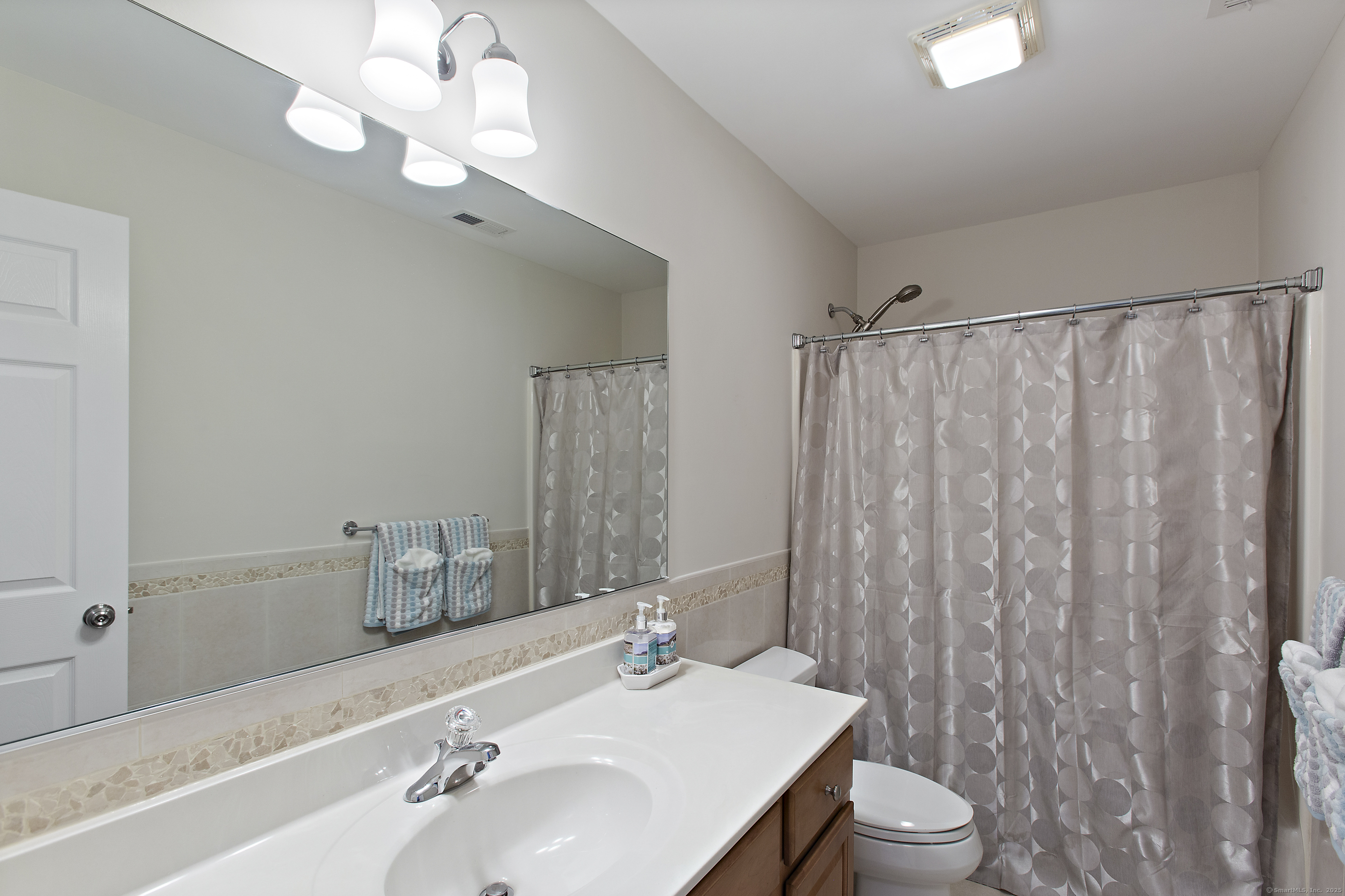 30 Terre Haute, Danbury, Connecticut 06810