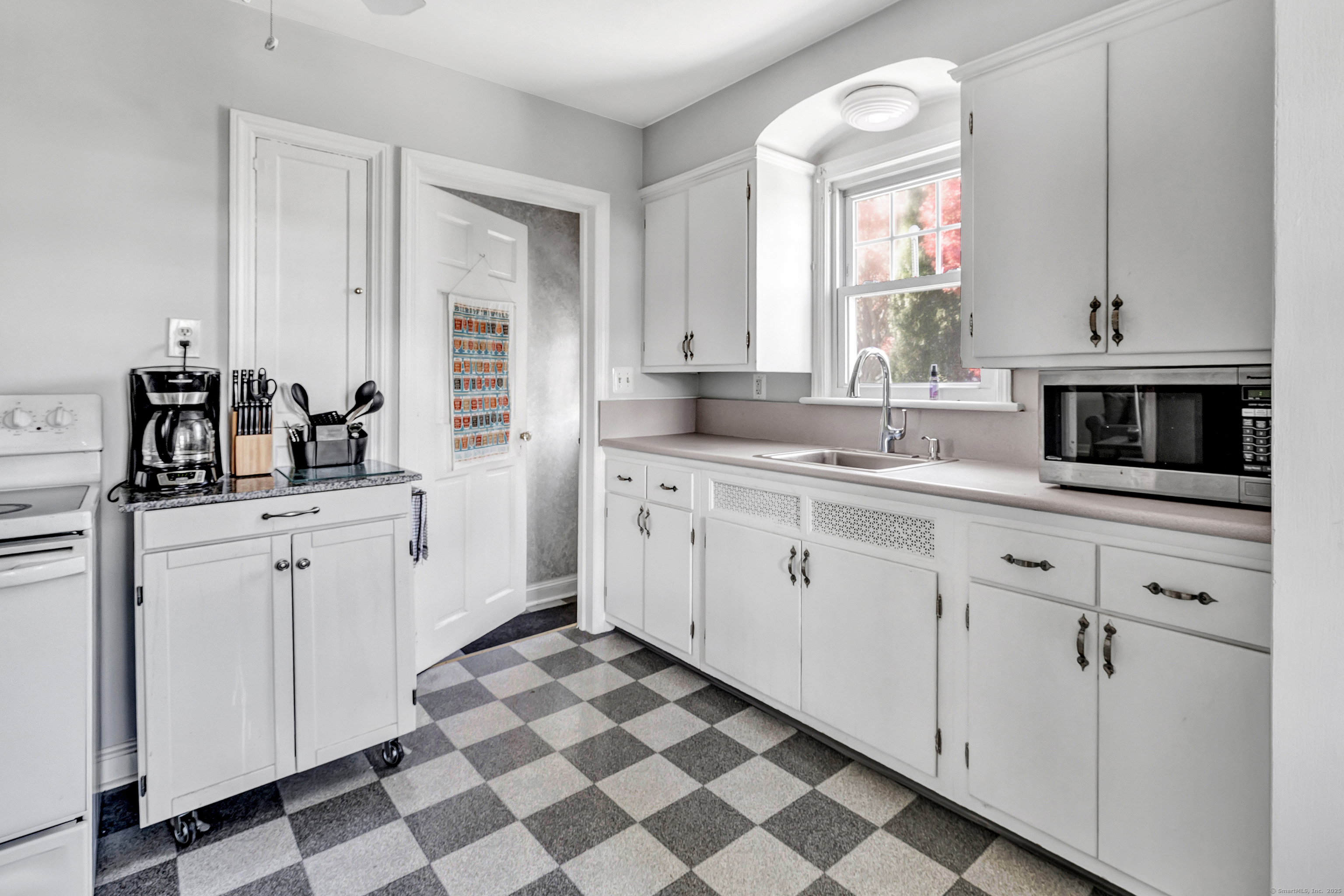 135 Raven, Stratford, Connecticut 06614