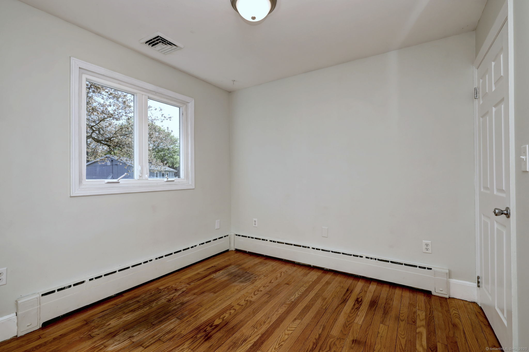 723 Buckingham, Milford, Connecticut 06460