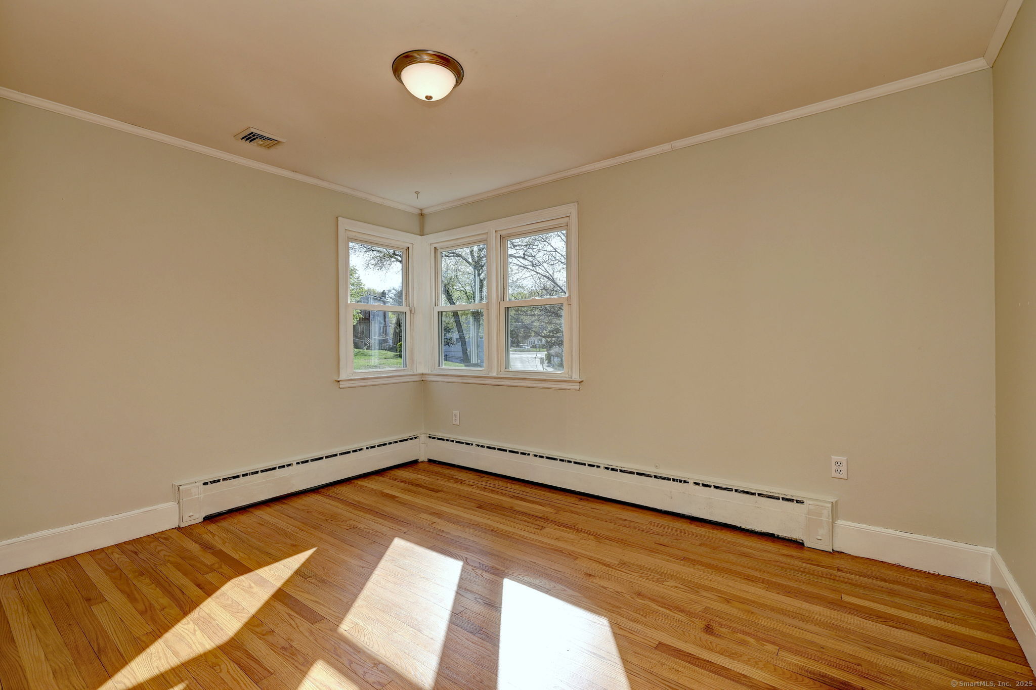 723 Buckingham, Milford, Connecticut 06460