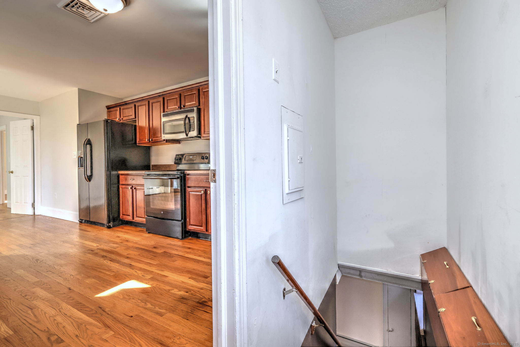 723 Buckingham, Milford, Connecticut 06460