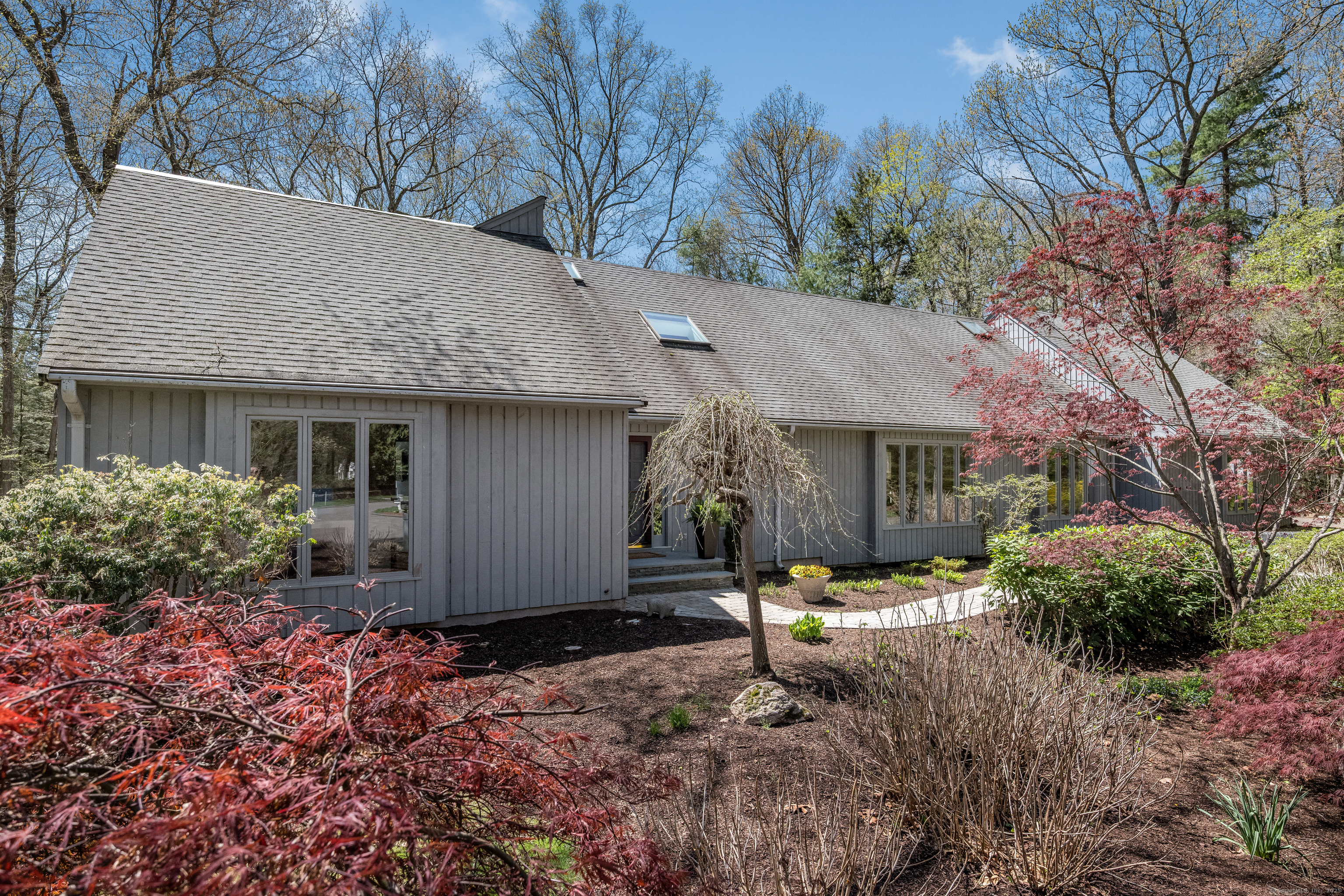 17 Ardsley Way Avon CT