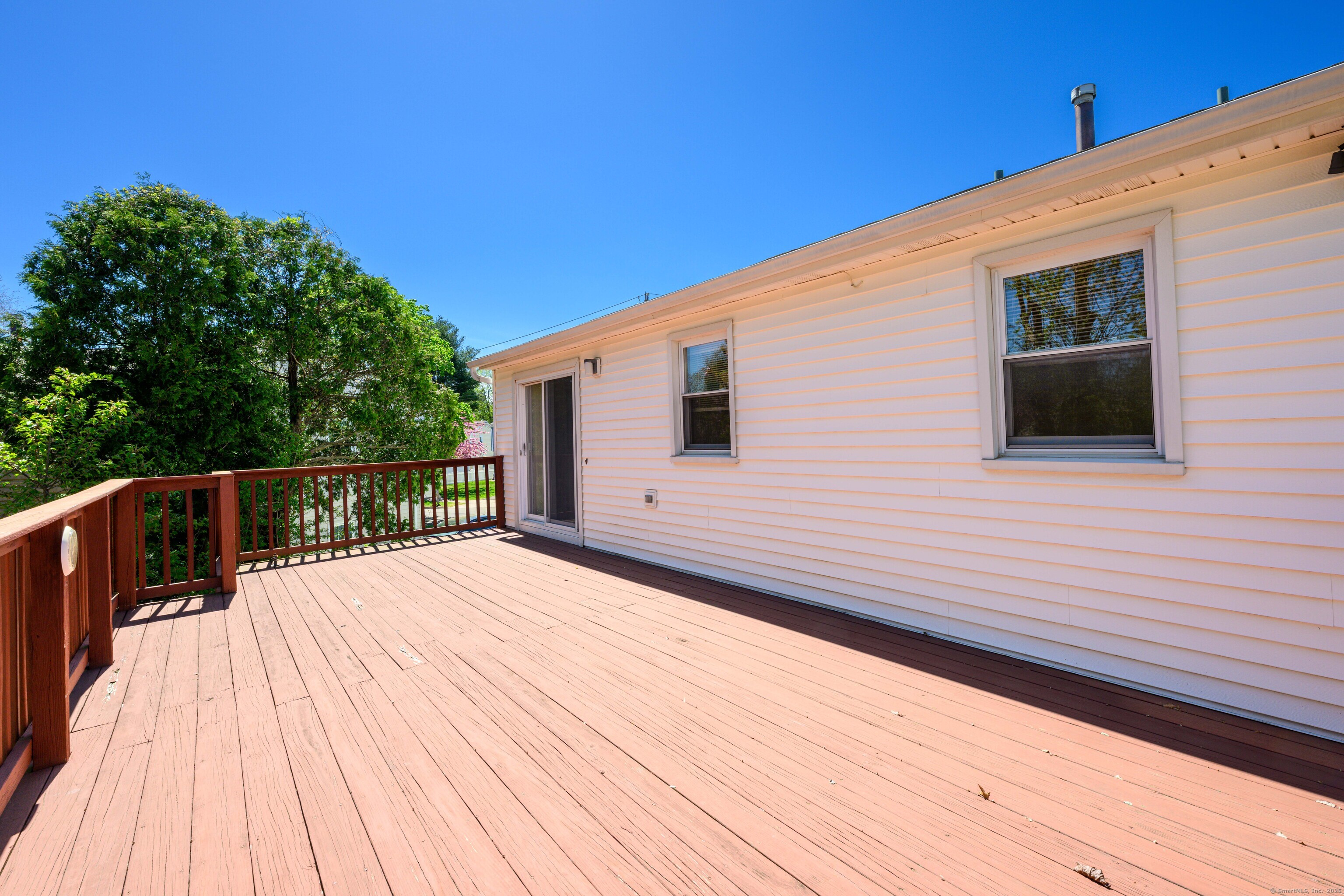 185 Daniel, Hamden, Connecticut 06517