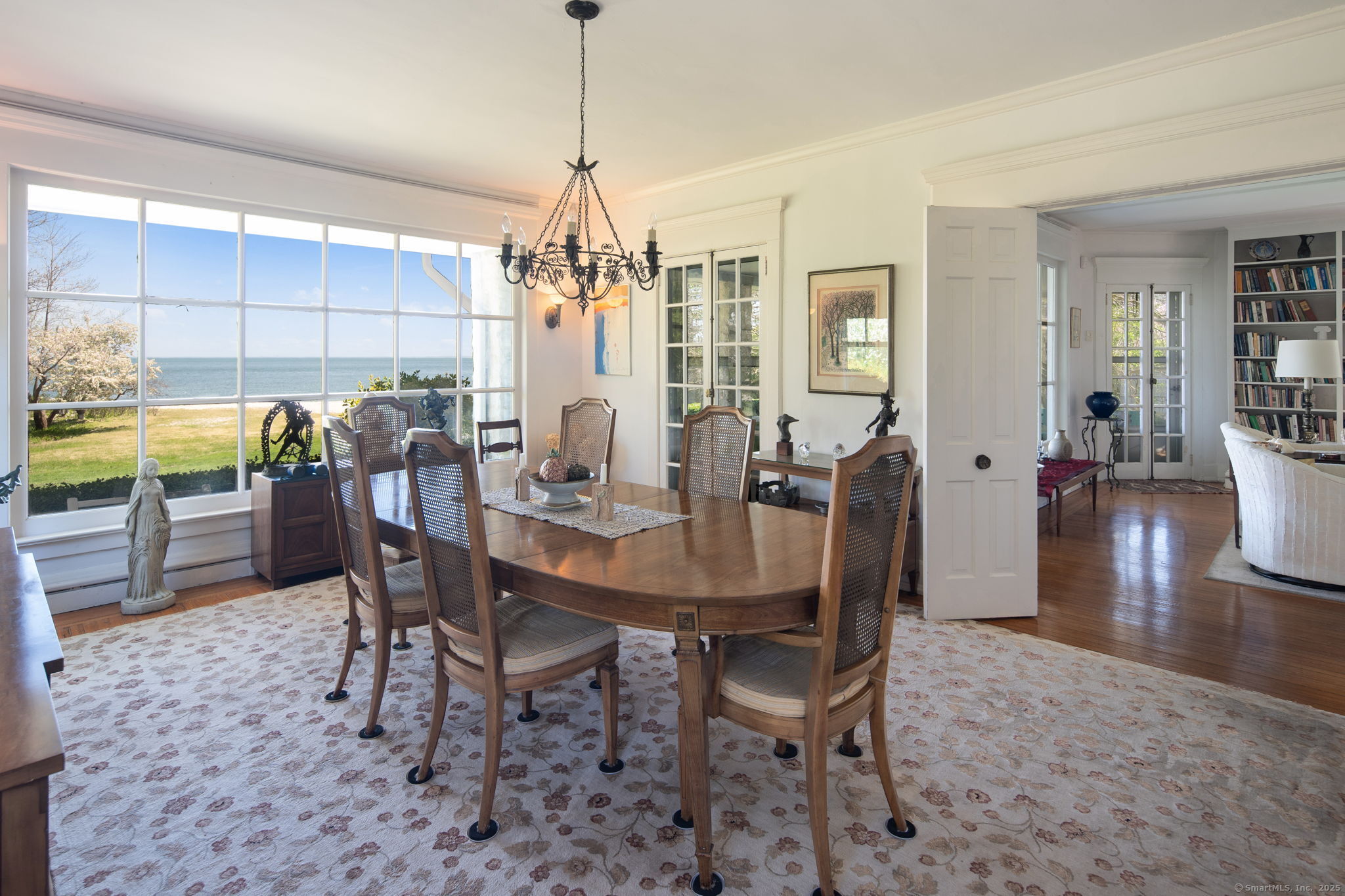 86 Wallacks, Stamford, Connecticut 06902