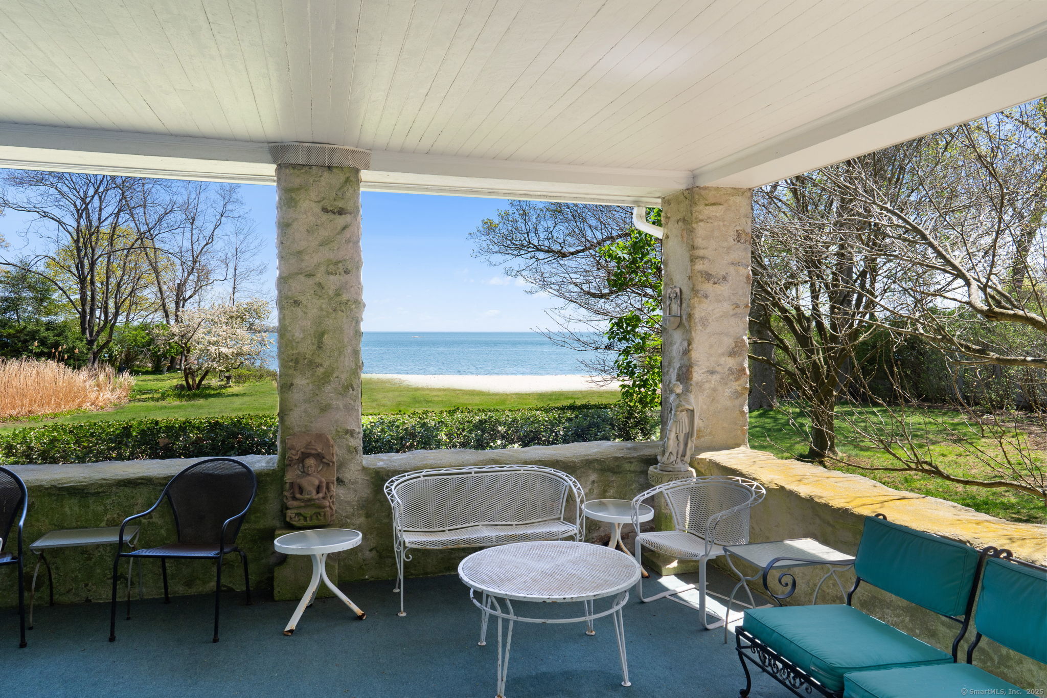 86 Wallacks, Stamford, Connecticut 06902