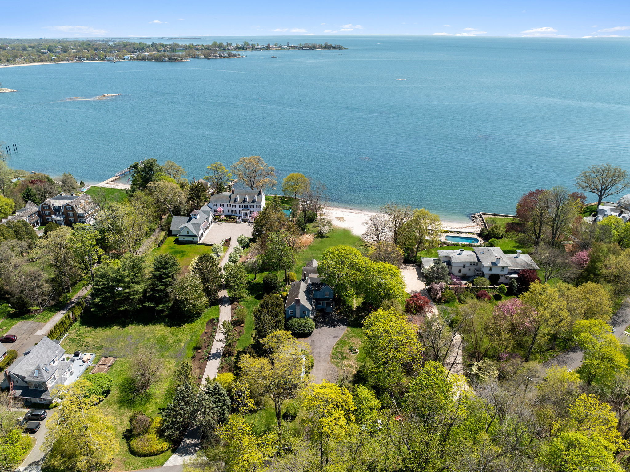86 Wallacks, Stamford, Connecticut 06902