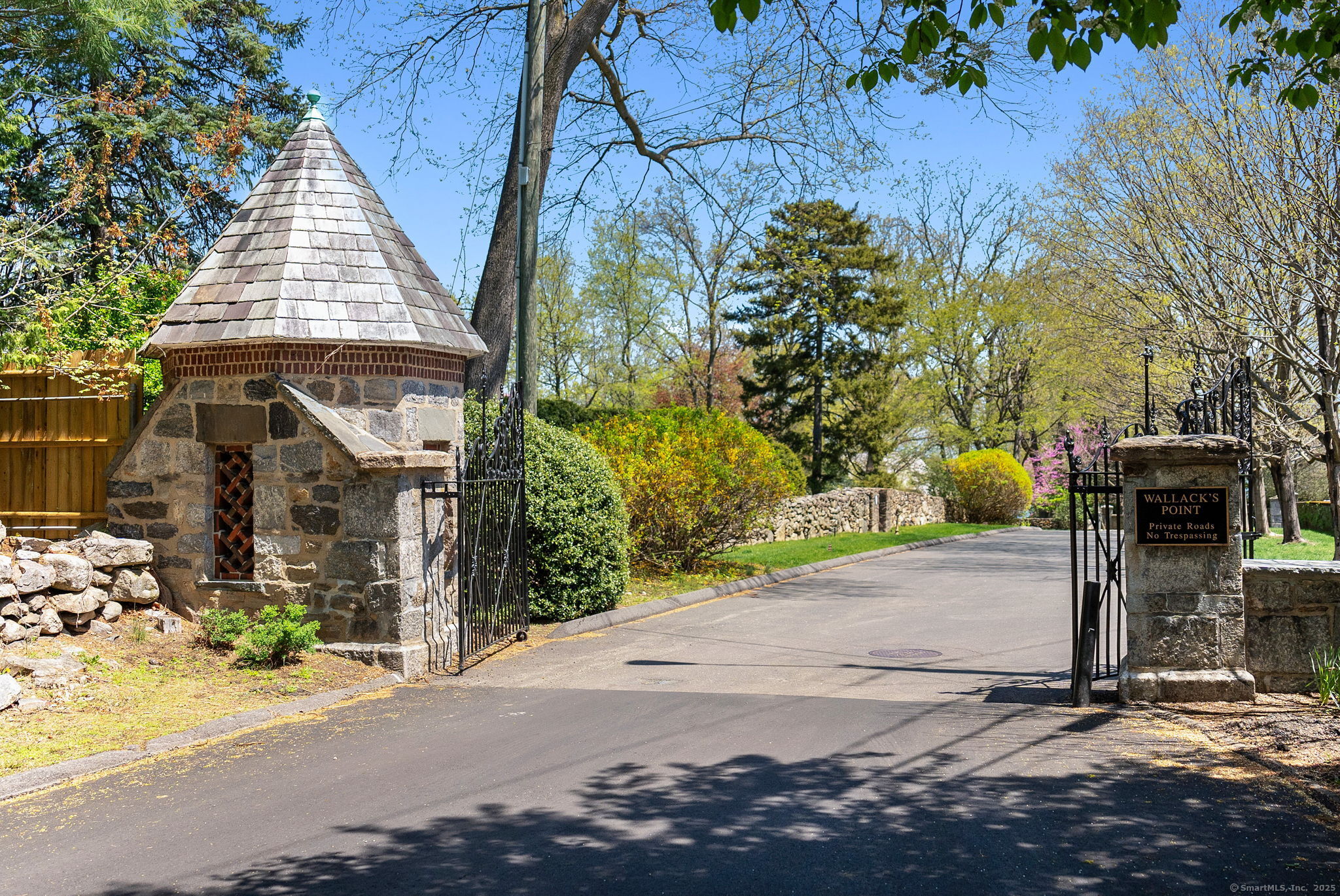 86 Wallacks, Stamford, Connecticut 06902