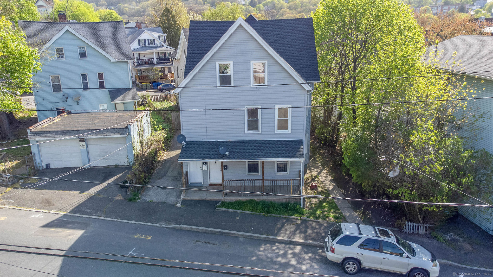 30 Easton, Waterbury, Connecticut 06704