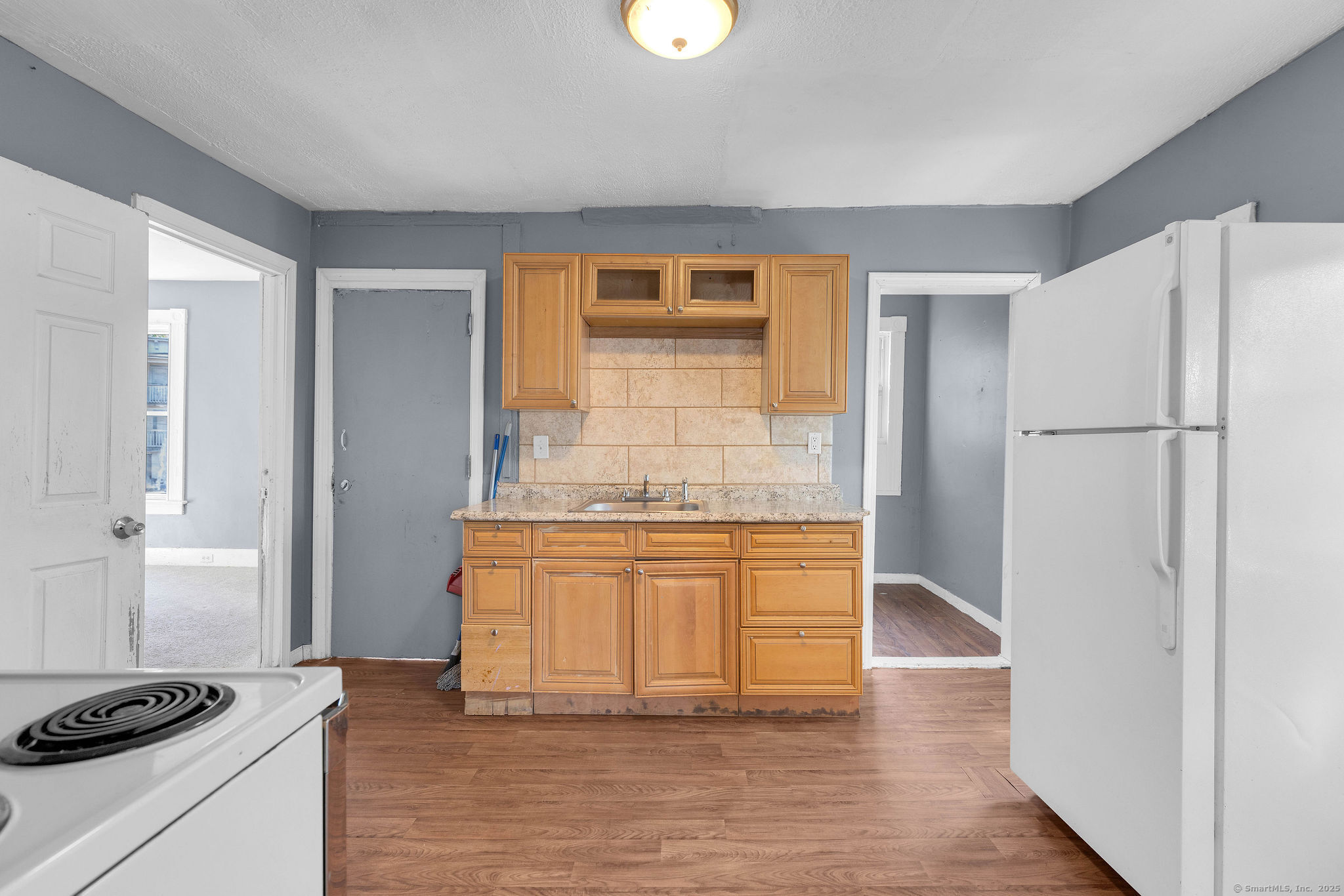 30 Easton, Waterbury, Connecticut 06704