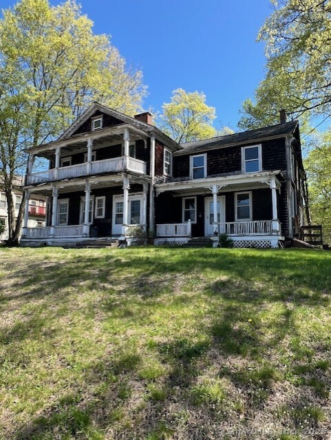 26 East, New Milford, Connecticut 06776