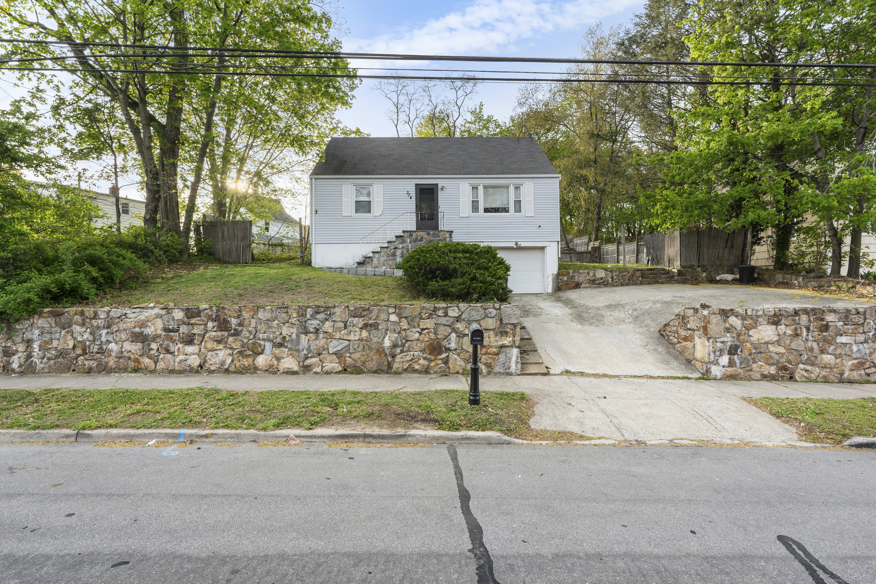 374 Vincellette, Bridgeport, Connecticut 06606