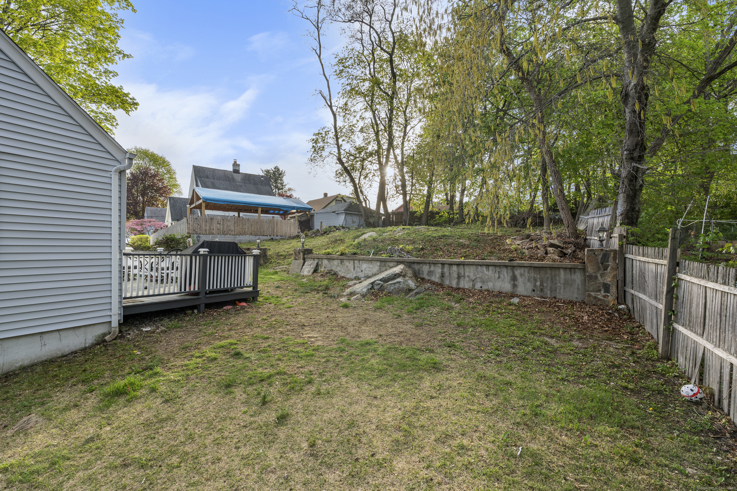 374 Vincellette, Bridgeport, Connecticut 06606
