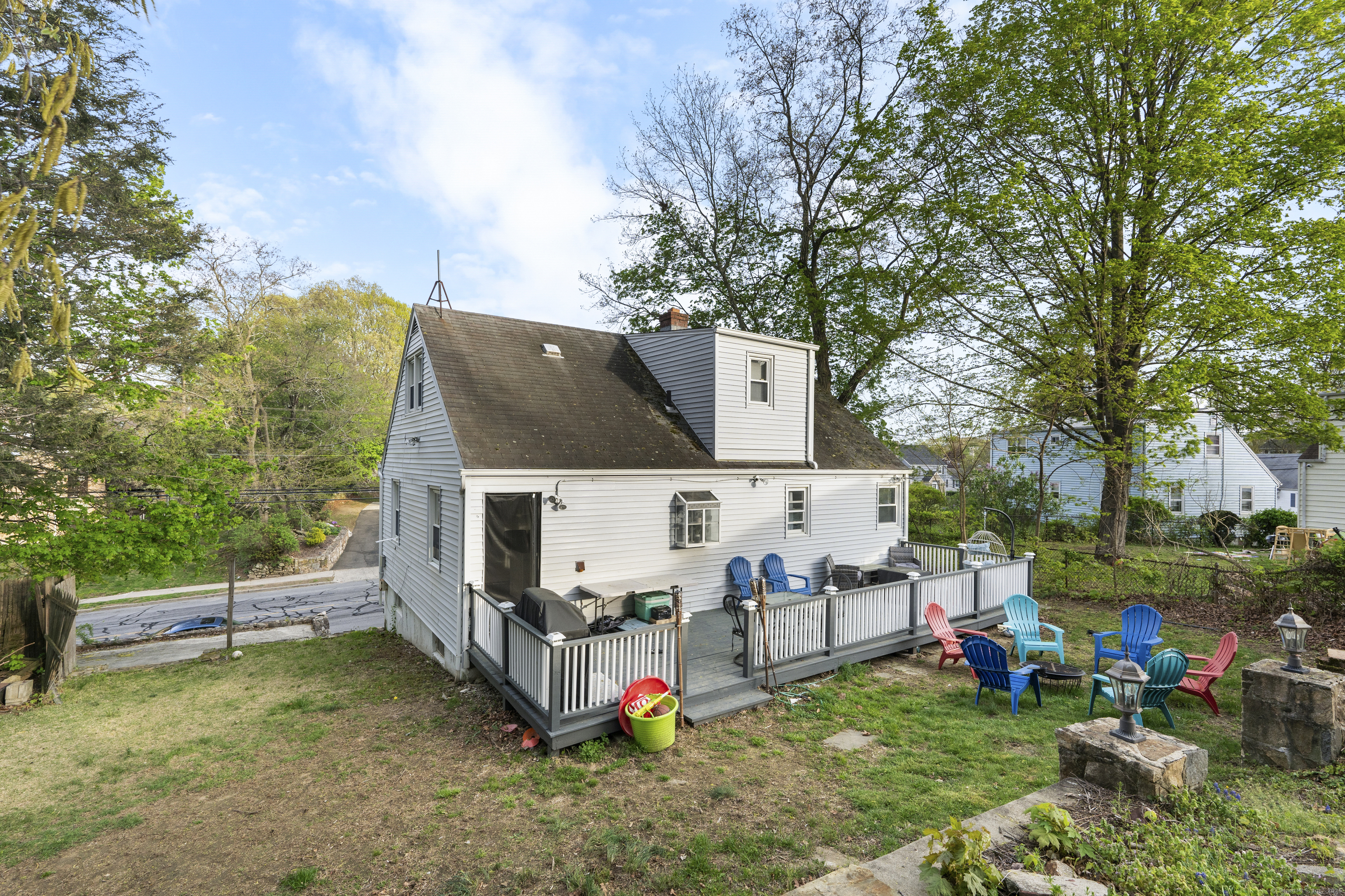 374 Vincellette, Bridgeport, Connecticut 06606