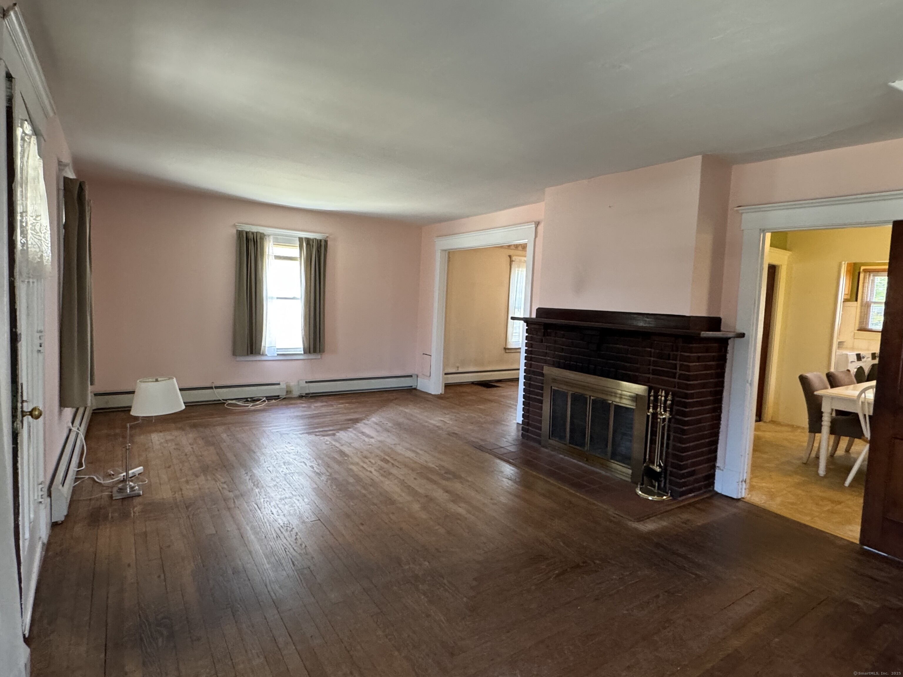33 Brown, West Haven, Connecticut 06516