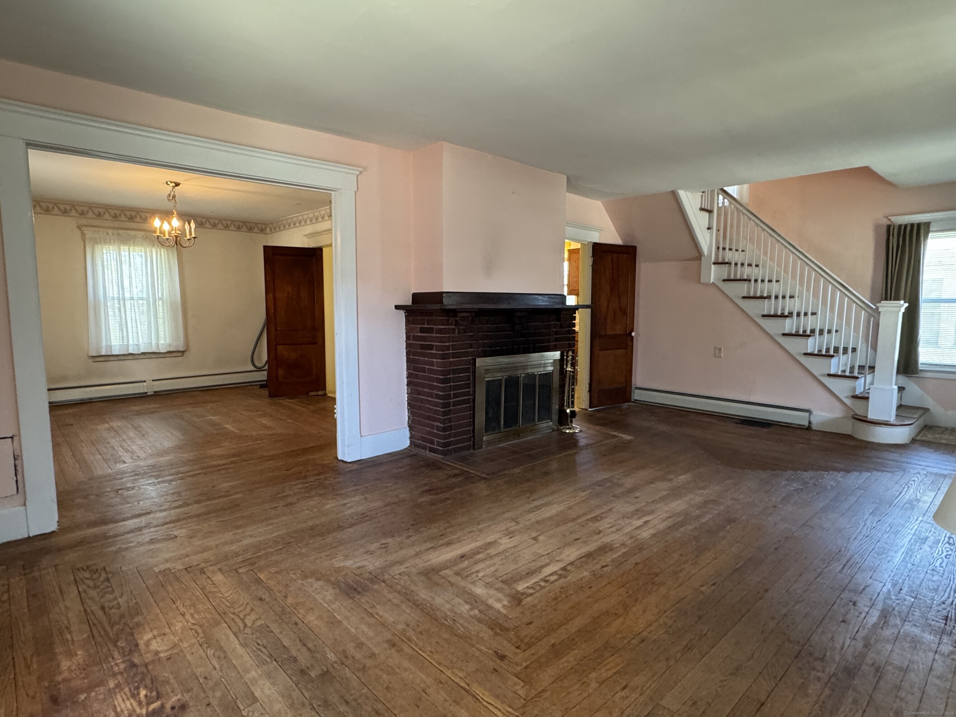33 Brown, West Haven, Connecticut 06516